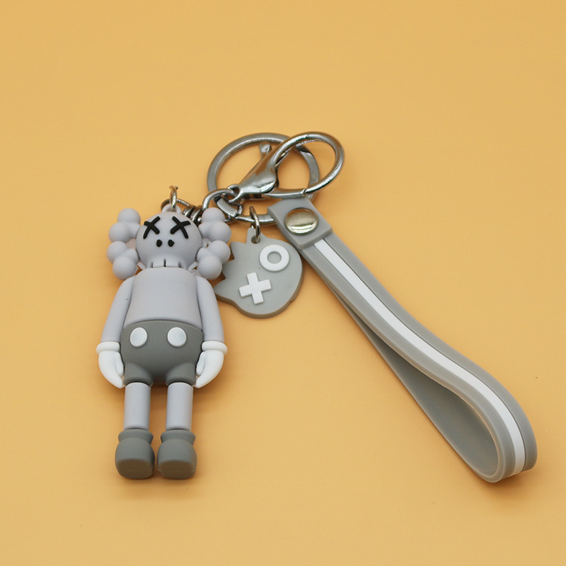 Kaws keychain casualcute doll violent bear pendant bag pendant backpack key ring jewelry 1
