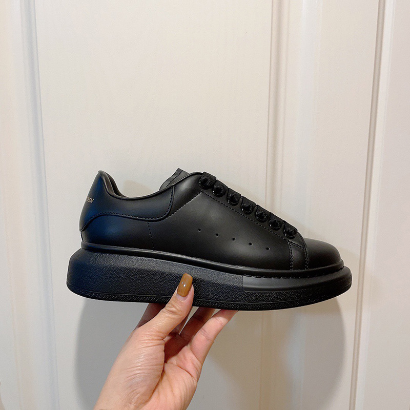 Guangzhou factory direct: mcqueen white sneakers – women’s 2024 new thick-soled platform casual shoes, unisex couple style