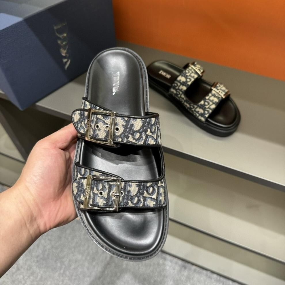 2026 european edition embroidered leather buckle high-end elegant platform summer slides men’s casual one-strap sandals