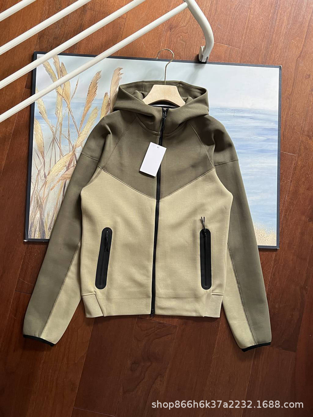 2024 spring/autumn new couple’s small hook hoodie casual jacket patchwork zip-up top – stylish and well-fitted