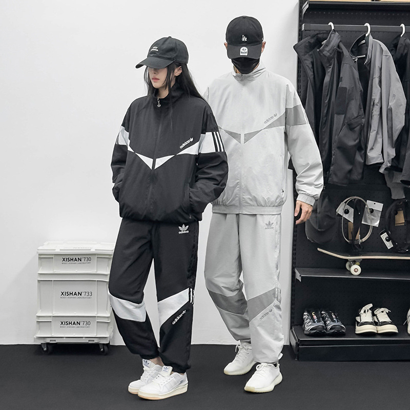 2025 spring/autumn men’s activewear set: relaxed fit workwear jacket with leaf print, hooded cardigan, casual outerwear for young and middle-aged men
