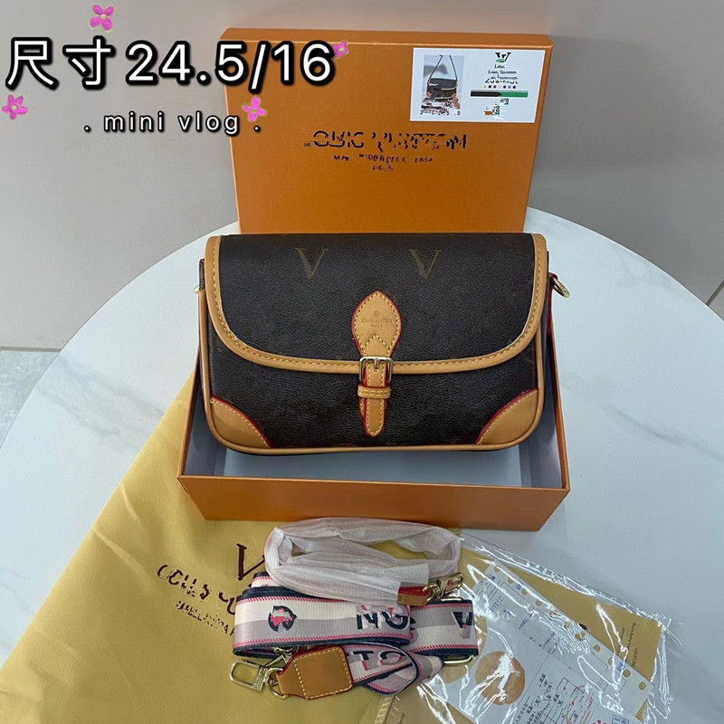 New arrival: women’s printed letter baguette bag – european & american retro small square bag, shoulder bag, crossbody bag, gift box set wholesale