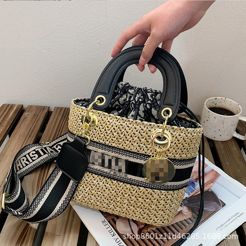 2024 new cross-border export straw woven bag for women, summer crossbody, high-end versatile tote bag, shoulder bag 1