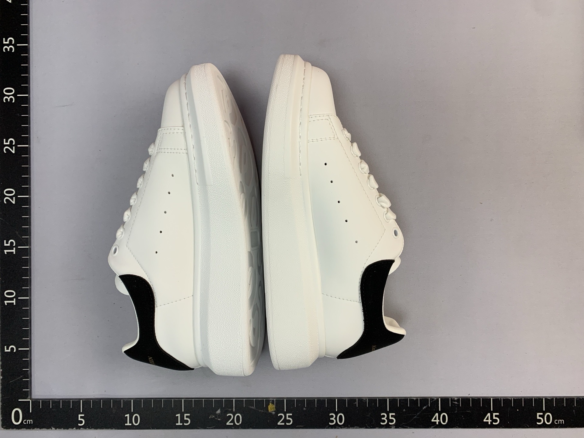 Mcqueen versatile white sneakers for women, 2022 summer new arrival, platform chunky sole, hidden heel, genuine leather, breathable, couple’s shoes for men and women 5