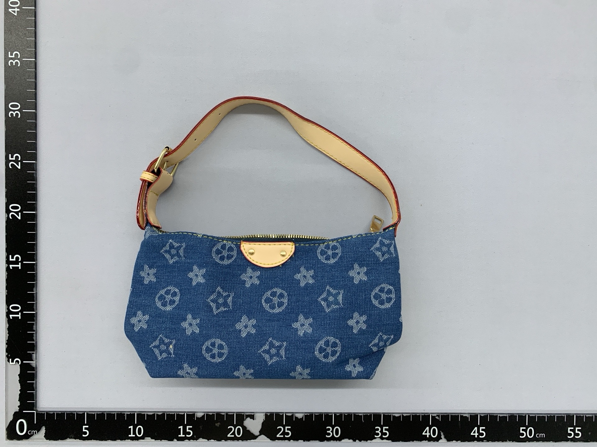 2024 spring/summer new casual washed denim embroidered lunch box bag small handbag cell phone bag women’s trendy bag 4