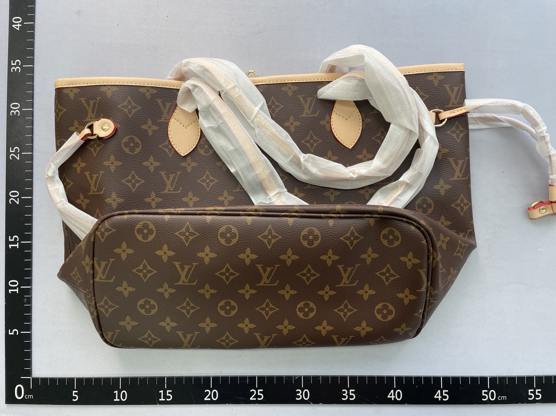 1500 -fashion bags (no returns or exchanges if there are no quality issues) 5