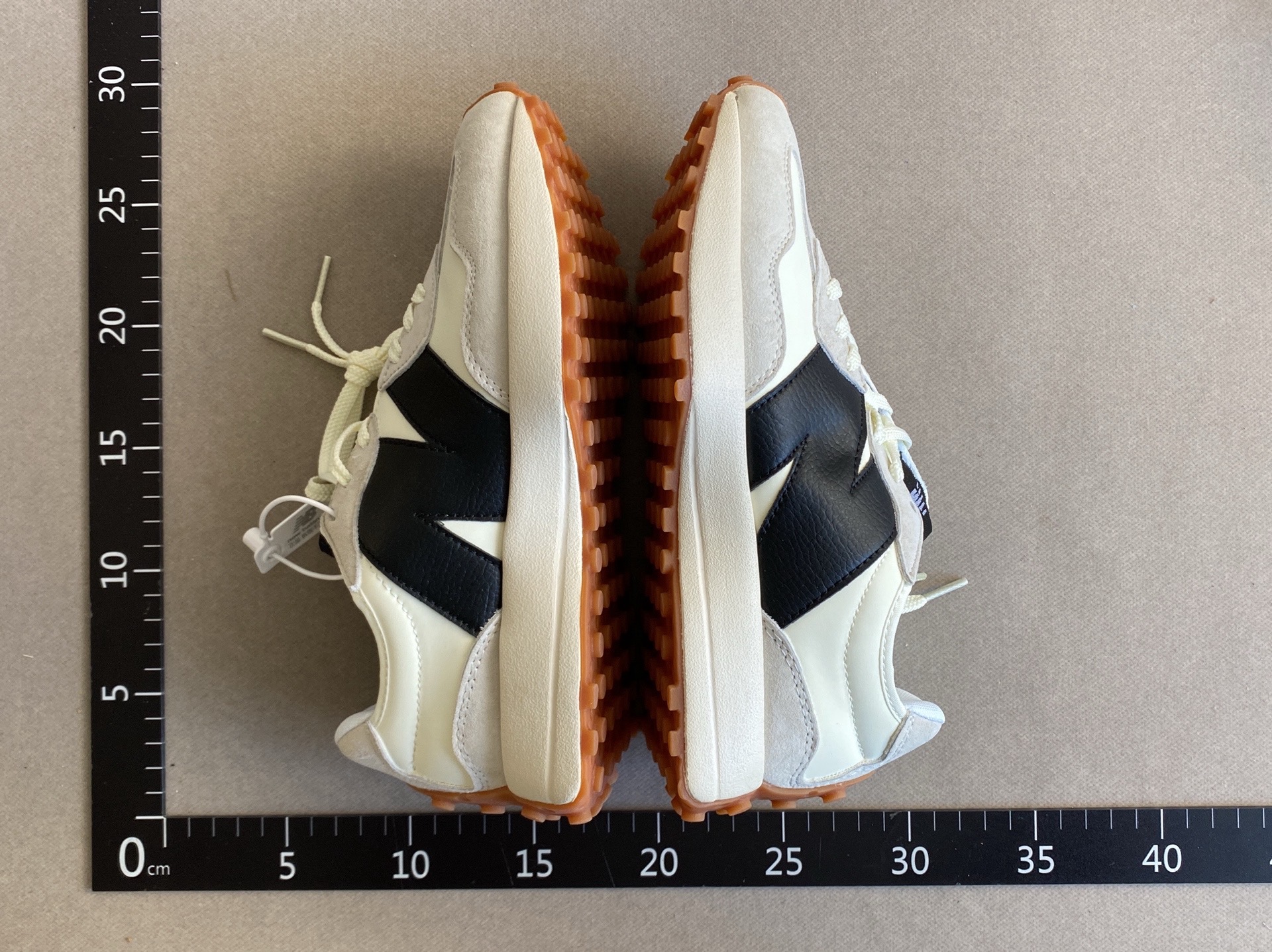 High-top nb327 series retro casual running shoes, chunky sole athletic sneakers for men and women, couple’s dad shoes 7