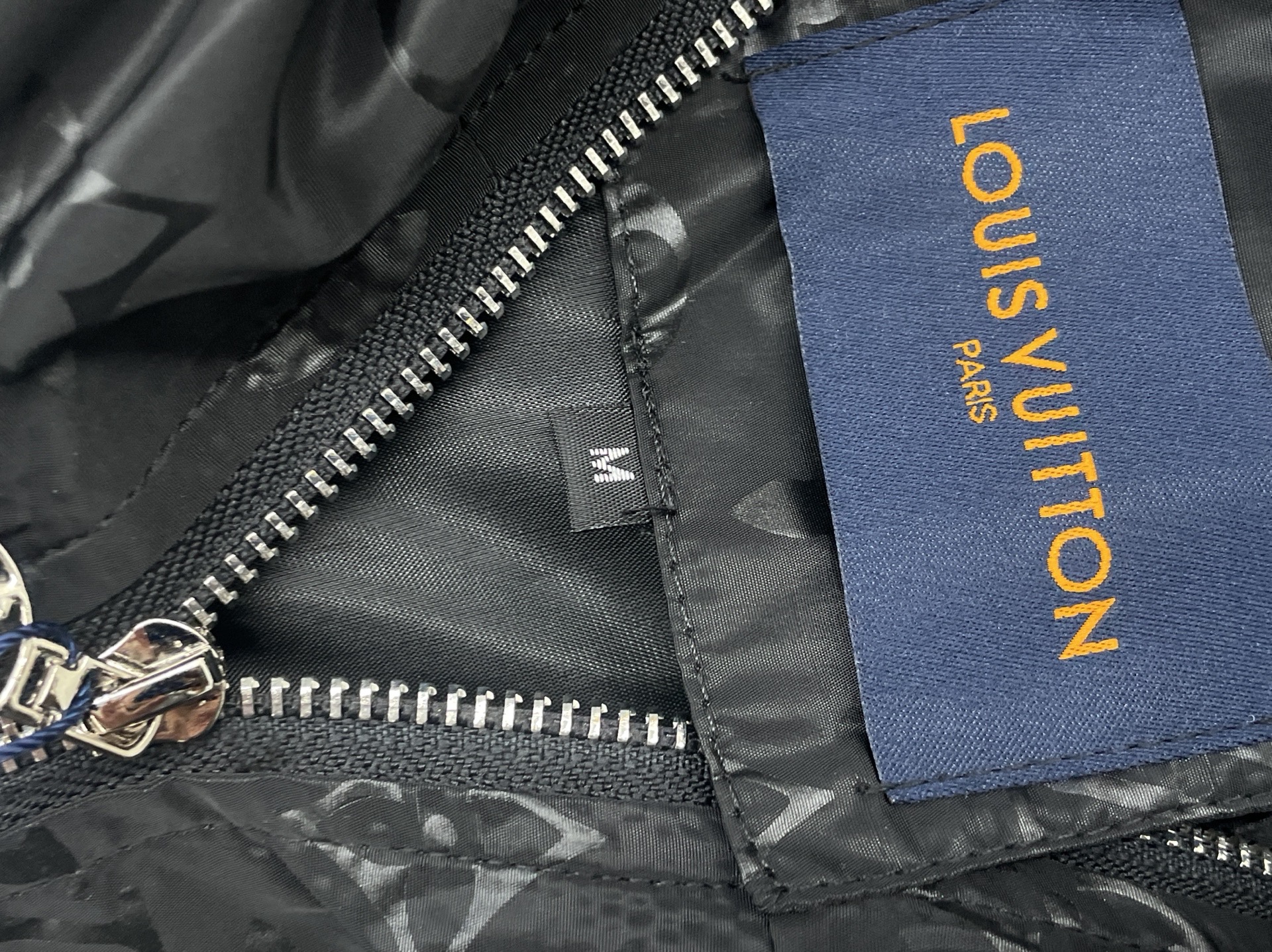 High-quality fall/winter new arrival: hooded jacket 2