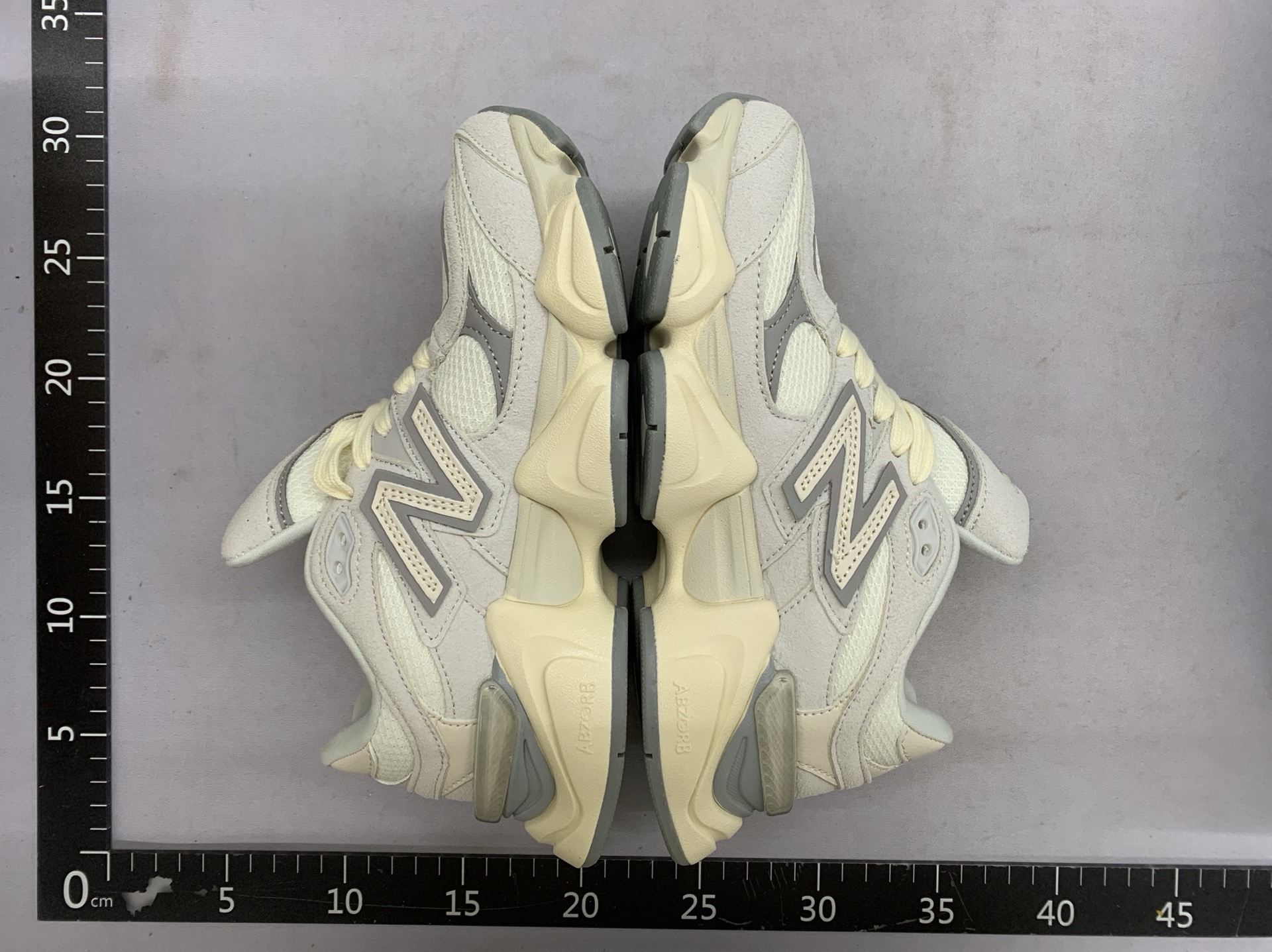 2026 pure original nb9060 women’s shoes men’s shoes couple dad shoes heightening thick solecasual sneakers running 5