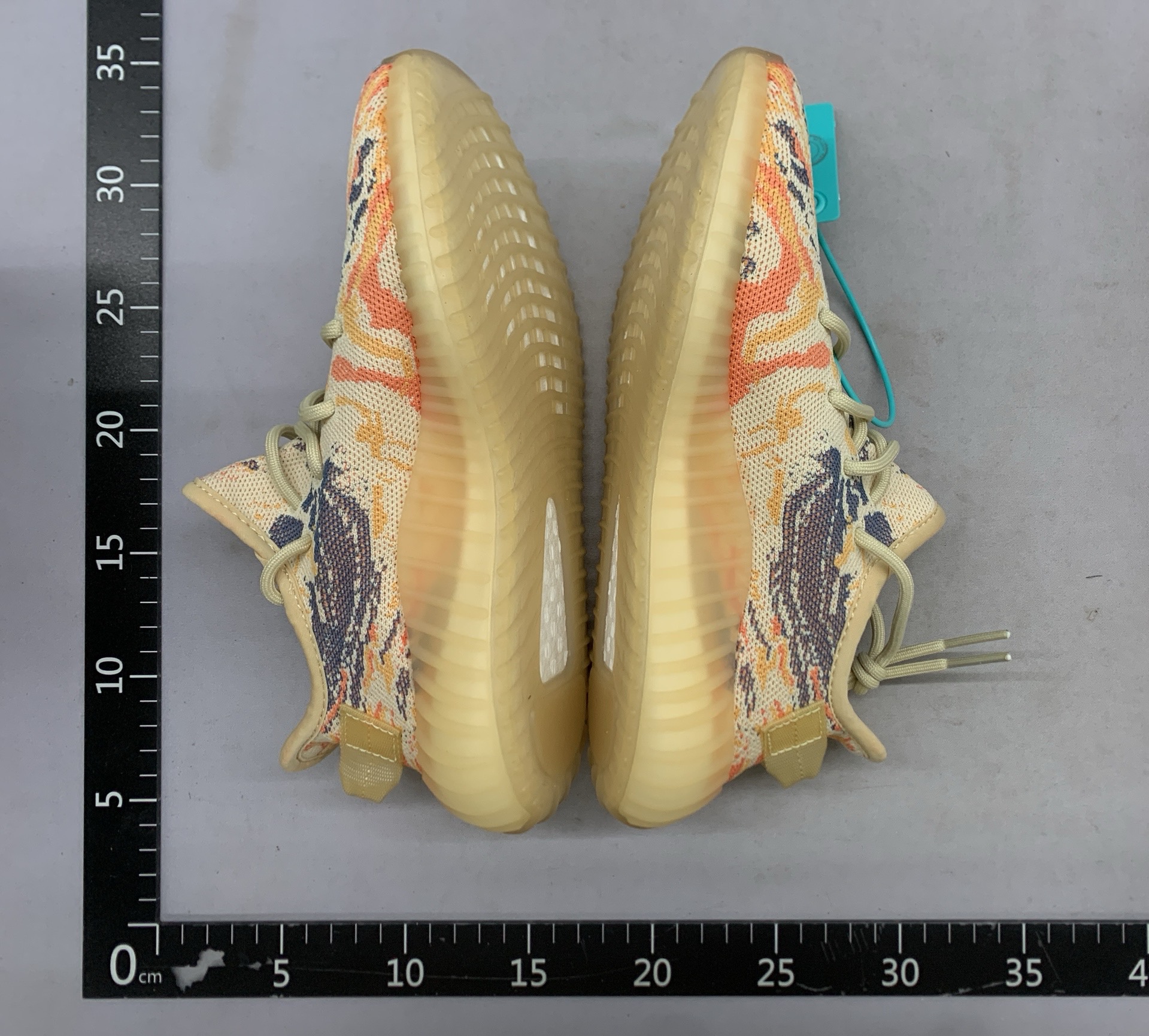 Shoes men’s shoes putian shoes really full of stars earth brown 350 fly woven v2 women’s shoes wholesale cross-border comfort 5