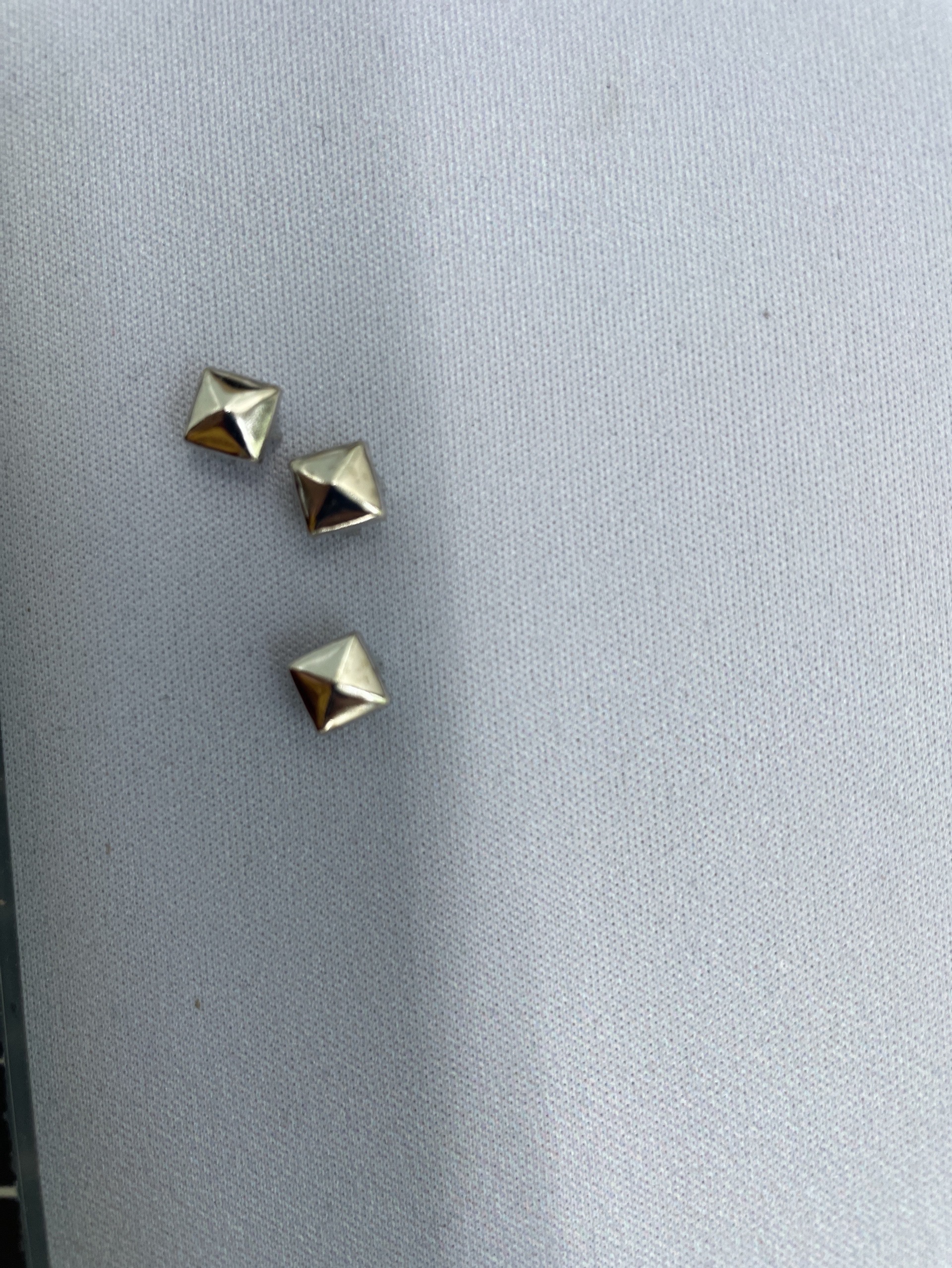 Ready-to-ship pyramid studs, square studs, four-corner studs, claw studs, rivets for diy leather jackets, belts, bags, and pyramid-shaped embellishments 4