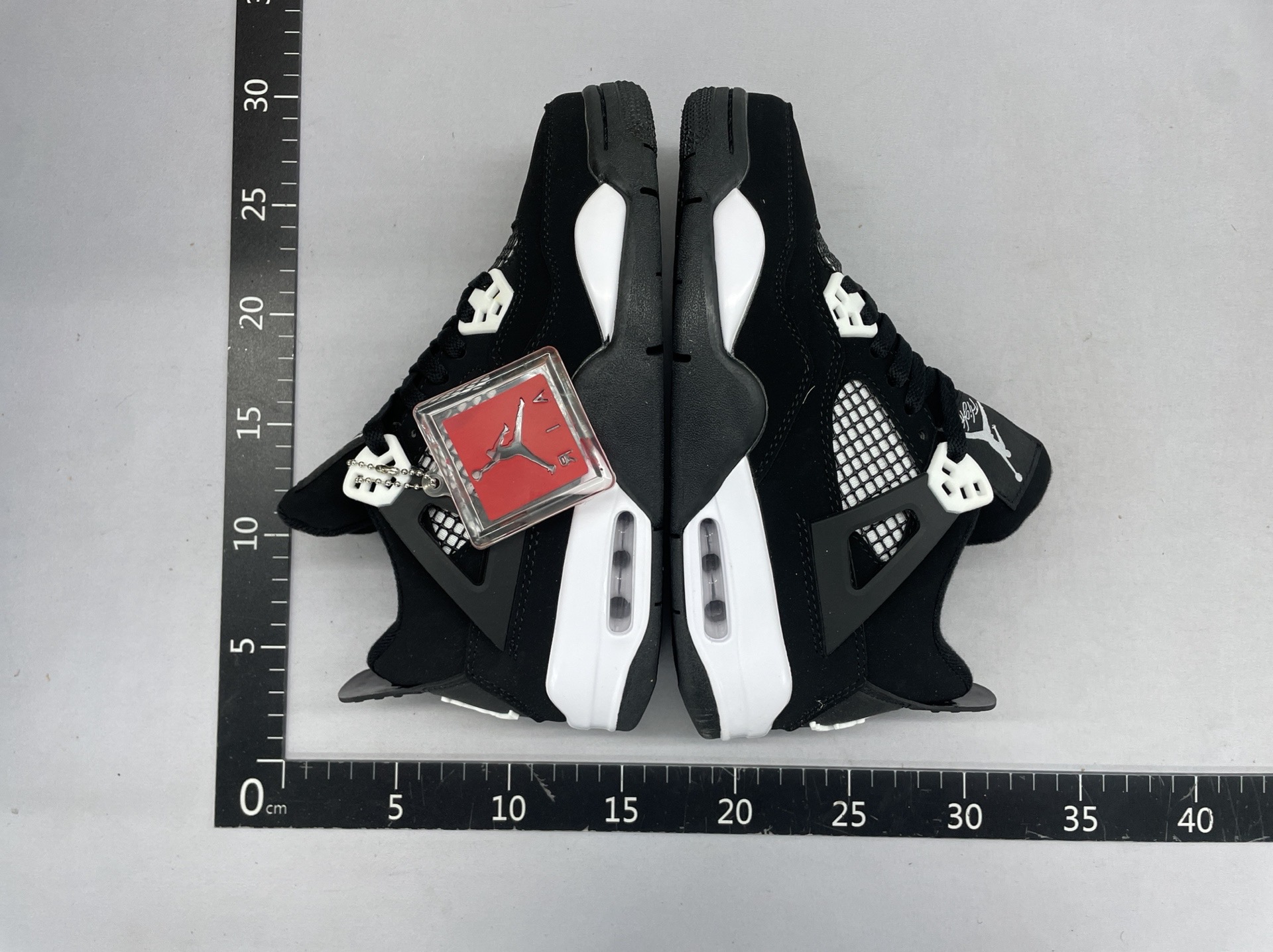 Putian shoes high version wholesale black and white cat midnight blue and white cement red buckle joe 4 sports air cushion basketball shoes for men and women 3