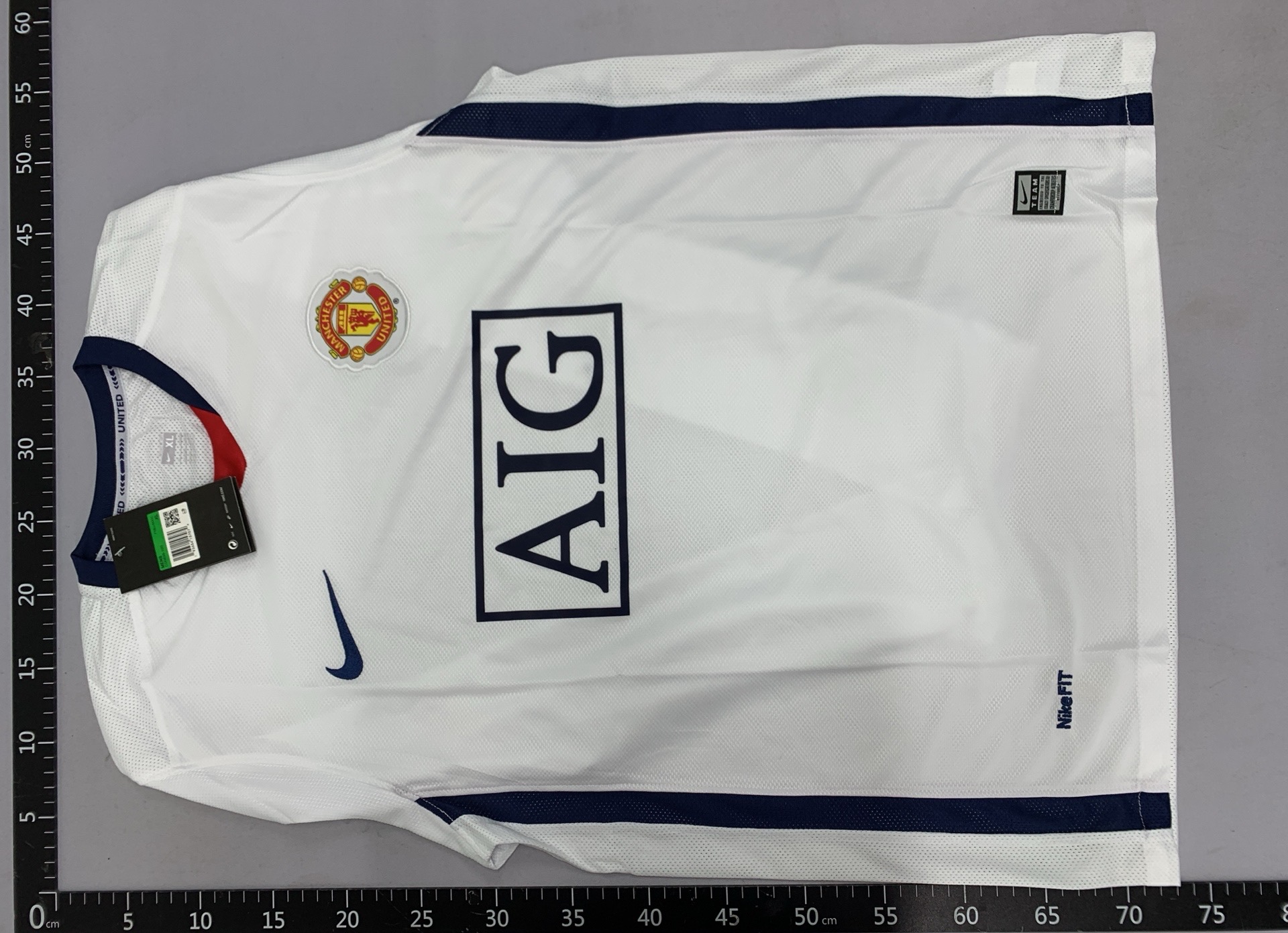 Long sleeve retro football jersey – replica jerseys for real madrid, manchester united, england, arsenal, portugal, inter milan, ac milan 3