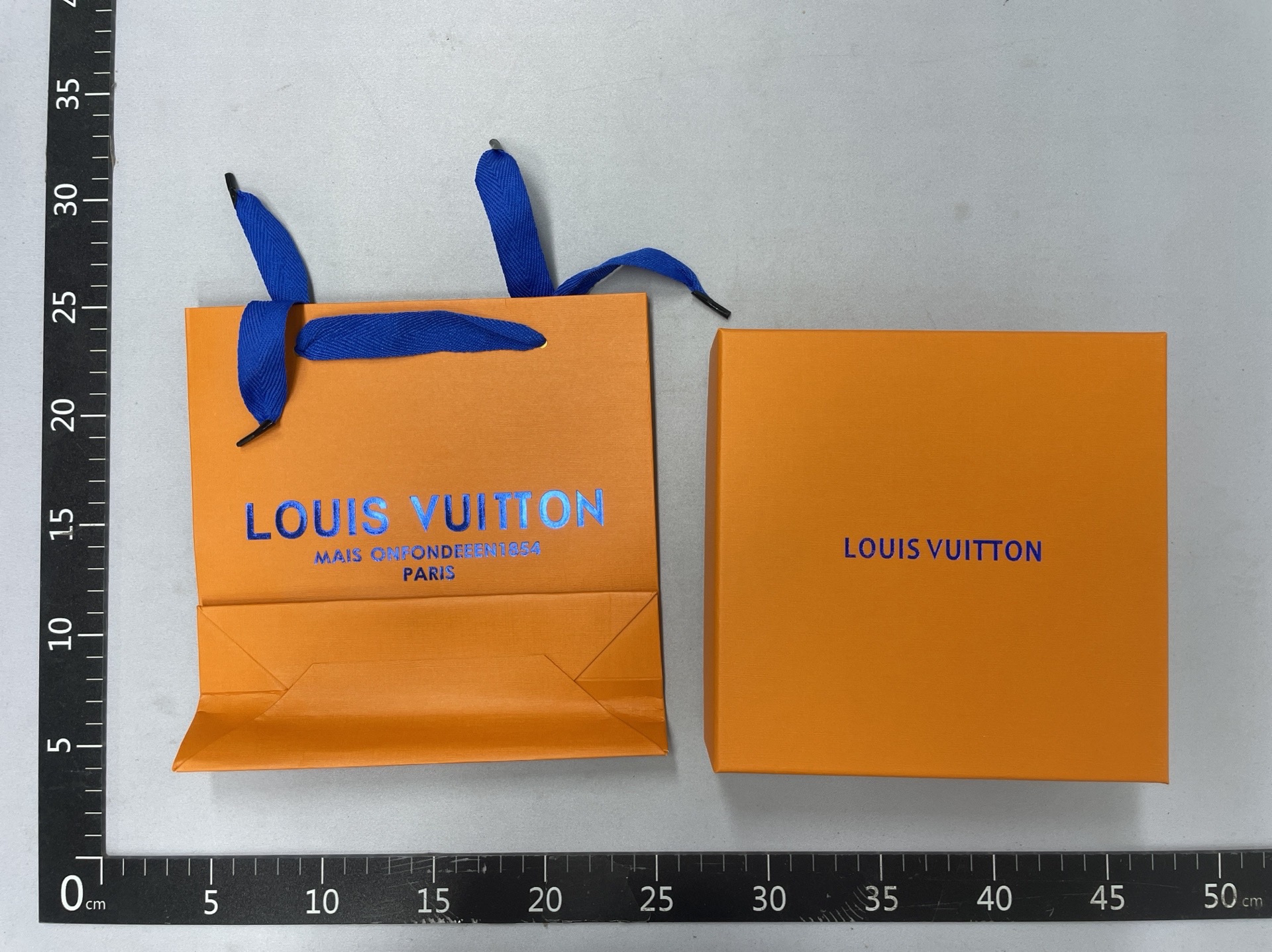 Uu08-belt collection 7
