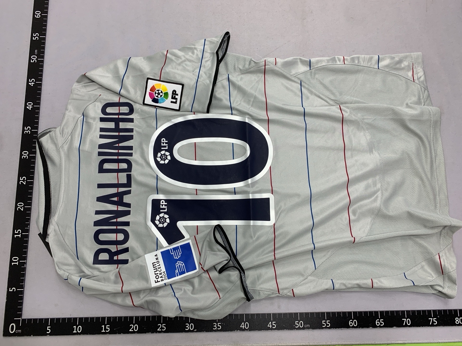 Vintage football jerseys – classic barcelona, lisbon, ac milan, ronaldo, messi, maradona, baggio jerseys 4