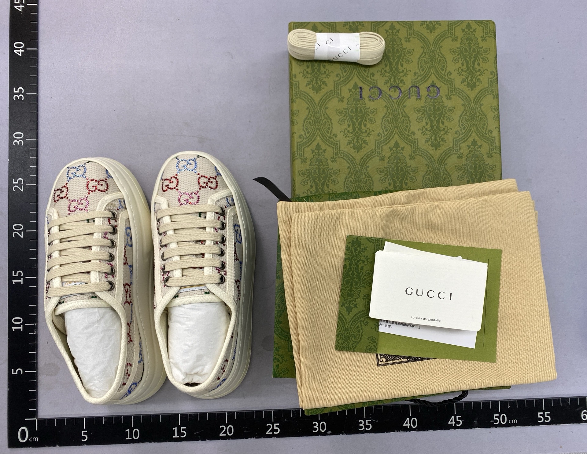 1977 new men’s and women’s shoes – export quality chunky sole canvas sneakers – retro embroidered versatile lace-up monogram casual skate shoes 7
