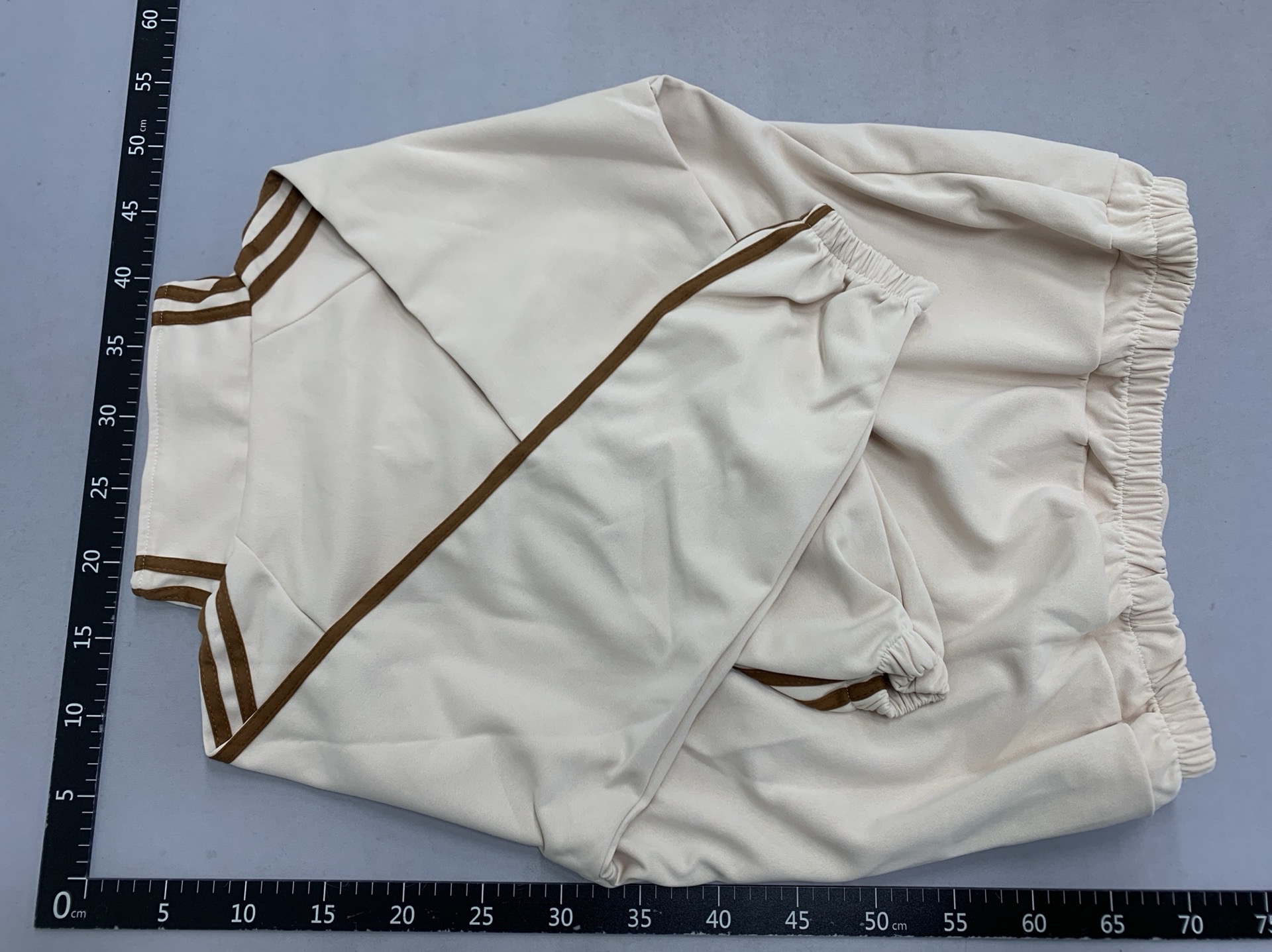 Blue and white patchwork three-stripe stand collar jacket, a new chinese-style, autumn outerwear with chinese knot buttons, fashionable retro tang suit 3