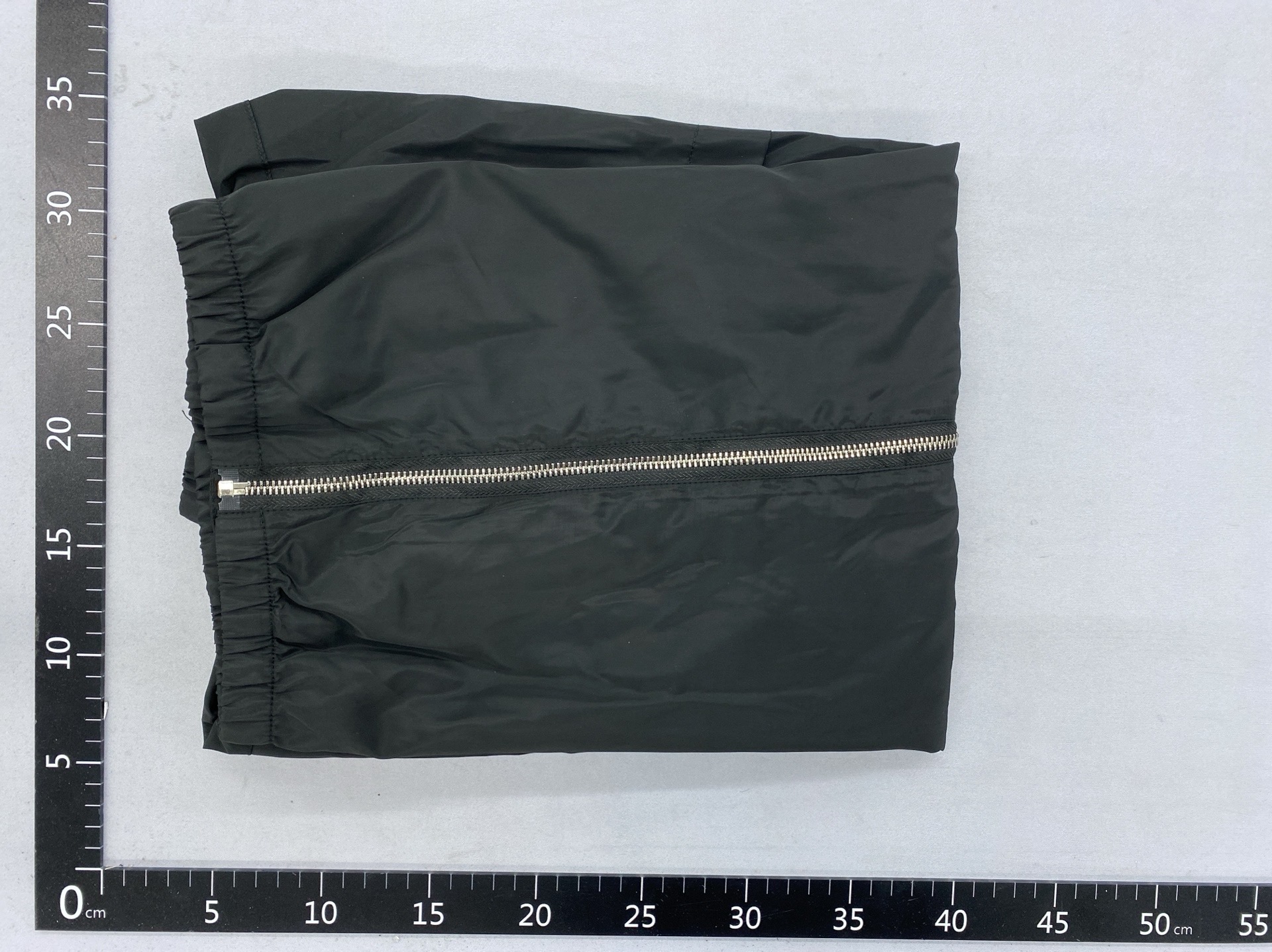 European style spring/summer new arrival: metal triangle logo hooded jacket – slim fit, trendy young man’s casual jacket 5
