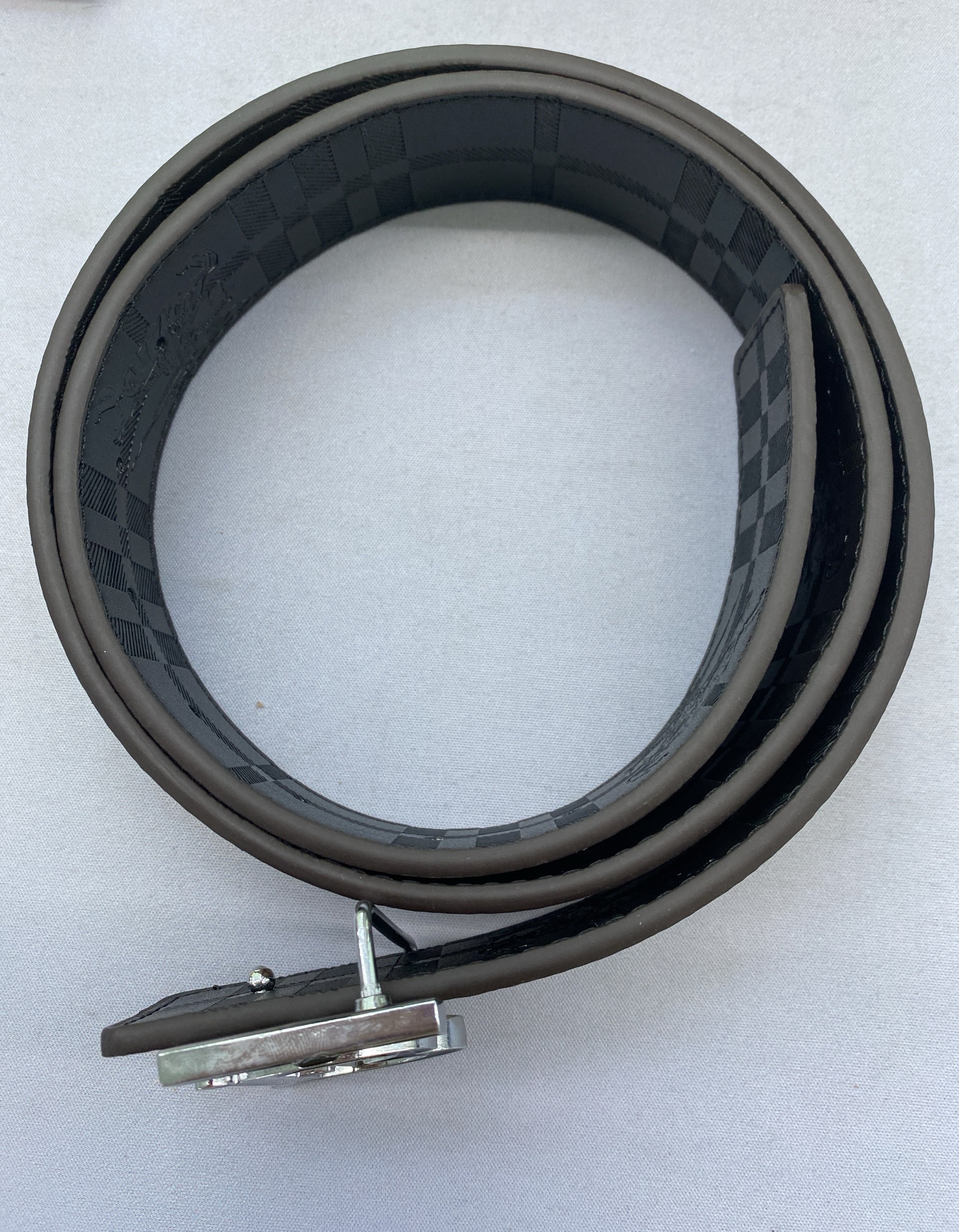 H loves l.b belt 5