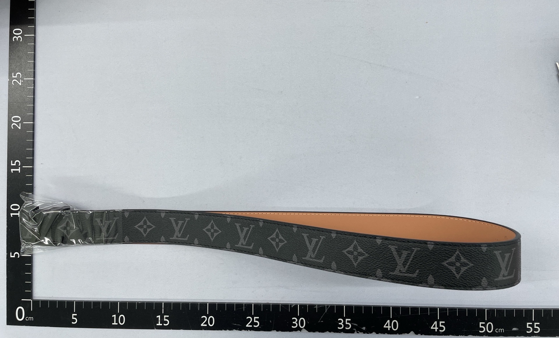 L letter buckle belt men genuine leather cowhide belt headless v letter belt body without head plaid pattern plate buckle trouser belt 2