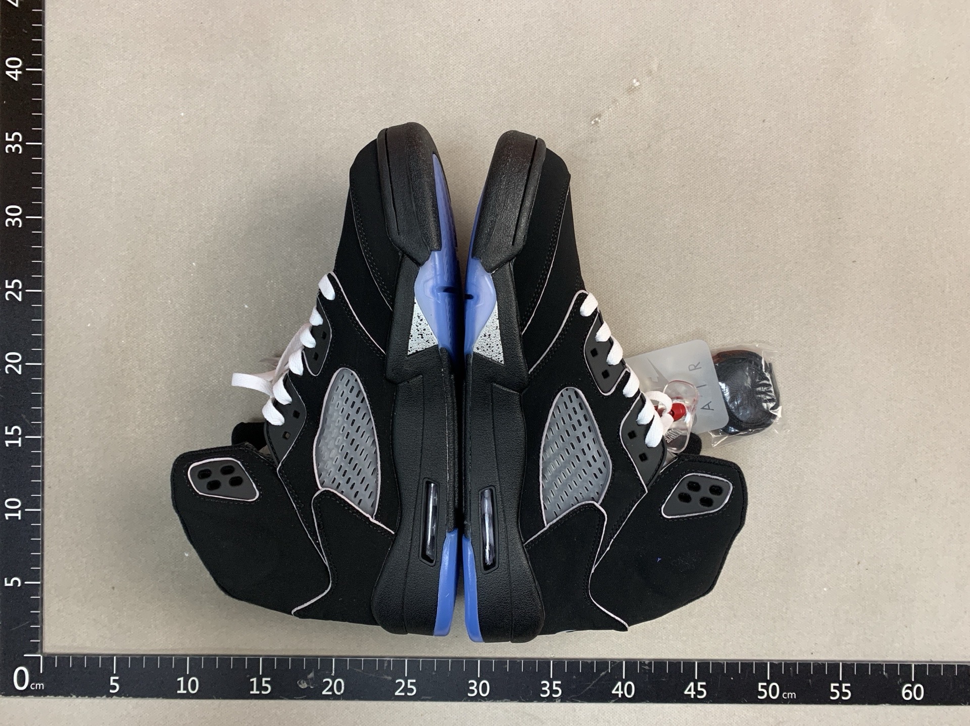 5 joe 5 rukawa maple white red flame red royal blue black blue dj khaled white purple orange black red north carolina blue ow co-branded cicada wings white sail cicada wings white blue bulls red lake blue ice blue paris saint-germain basketball shoes men’s shoes women’s shoes 5