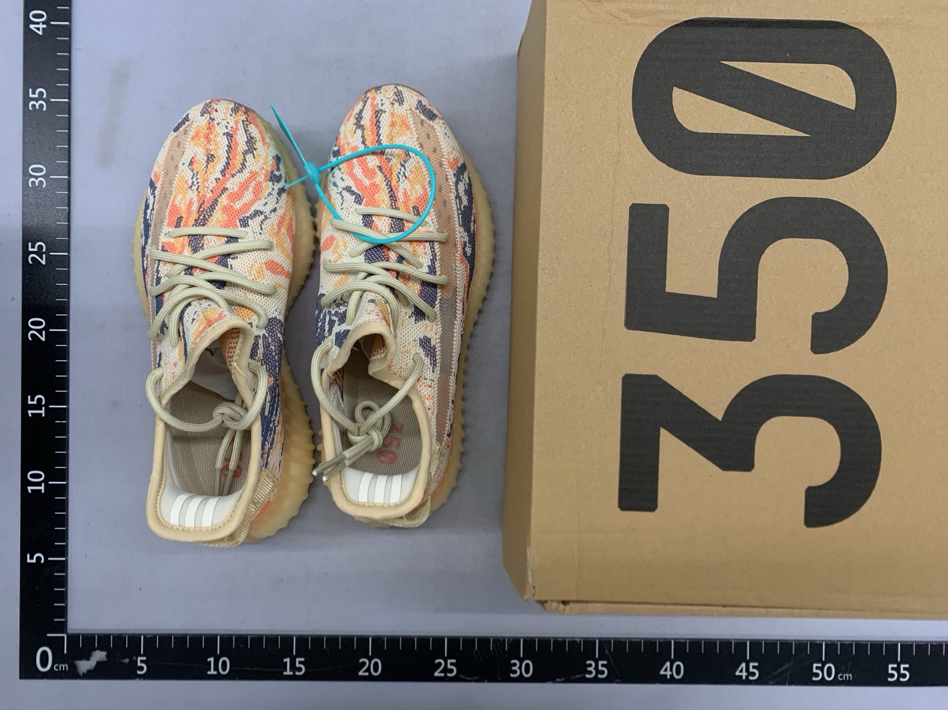 Shoes men’s shoes putian shoes really full of stars earth brown 350 fly woven v2 women’s shoes wholesale cross-border comfort 2