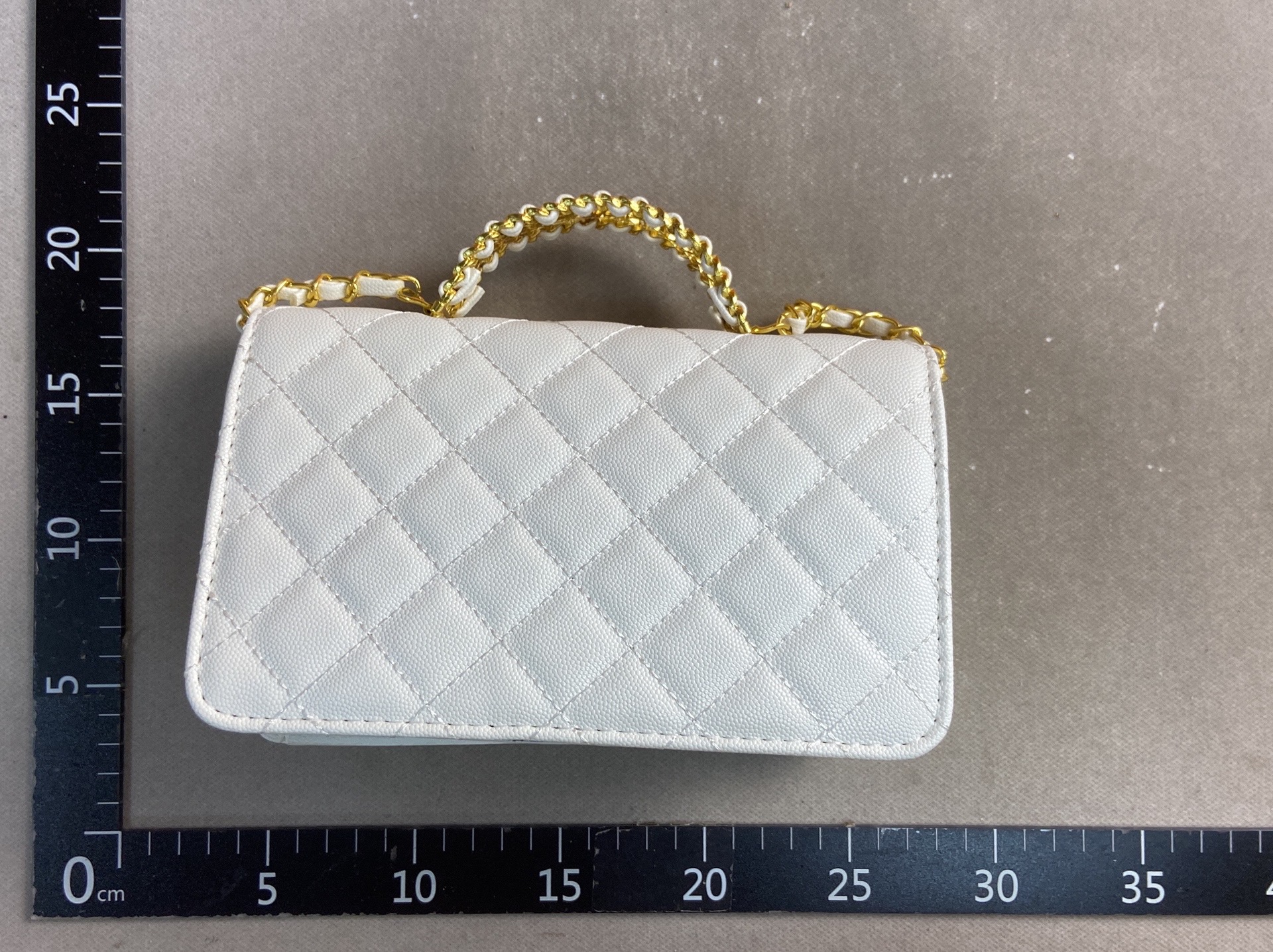 Wind bag women’s bag 2025new arrivalfashioneasiest for match shoulder crossbody bag classy sense rhombus chain small square bag 4