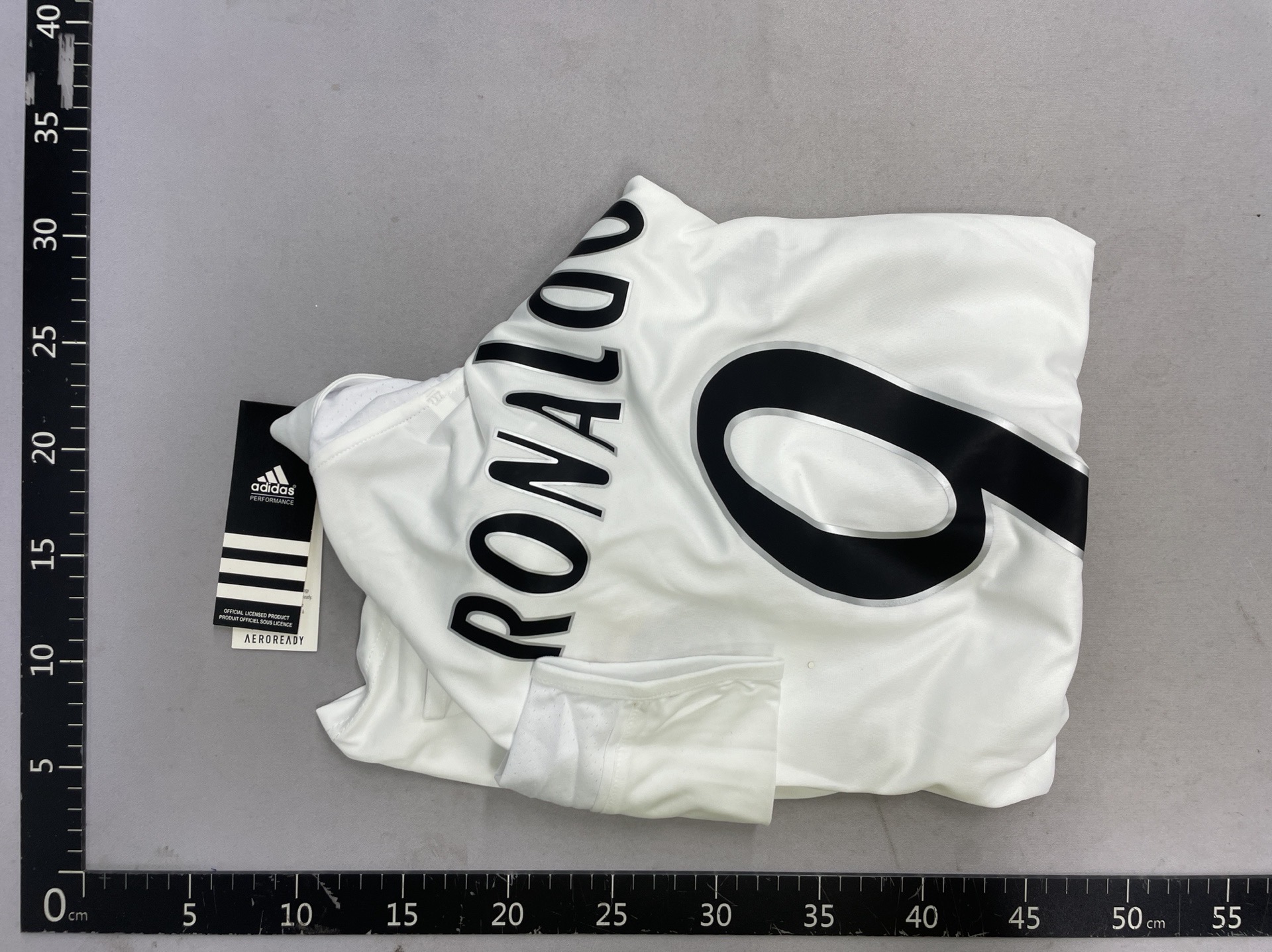 Real madrid retro football jersey – zidane, guti, raúl, figo, kaka, cristiano ronaldo jerseys 5