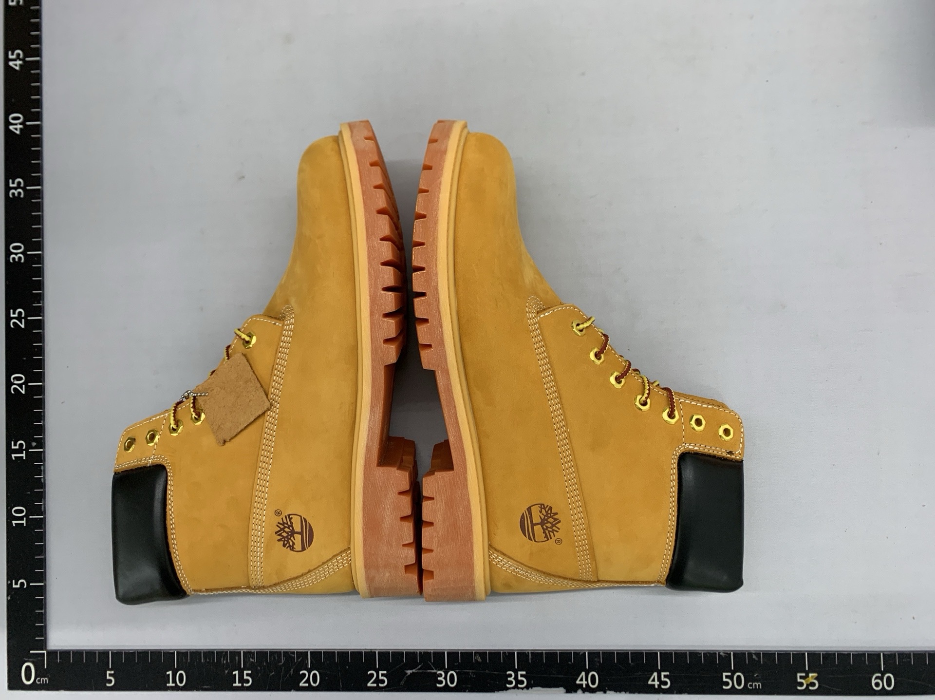 Toe layer men’s and women’s shoes sports outdoor timberland waterproof kick-proof classic high-top rhubarb boots boots 4