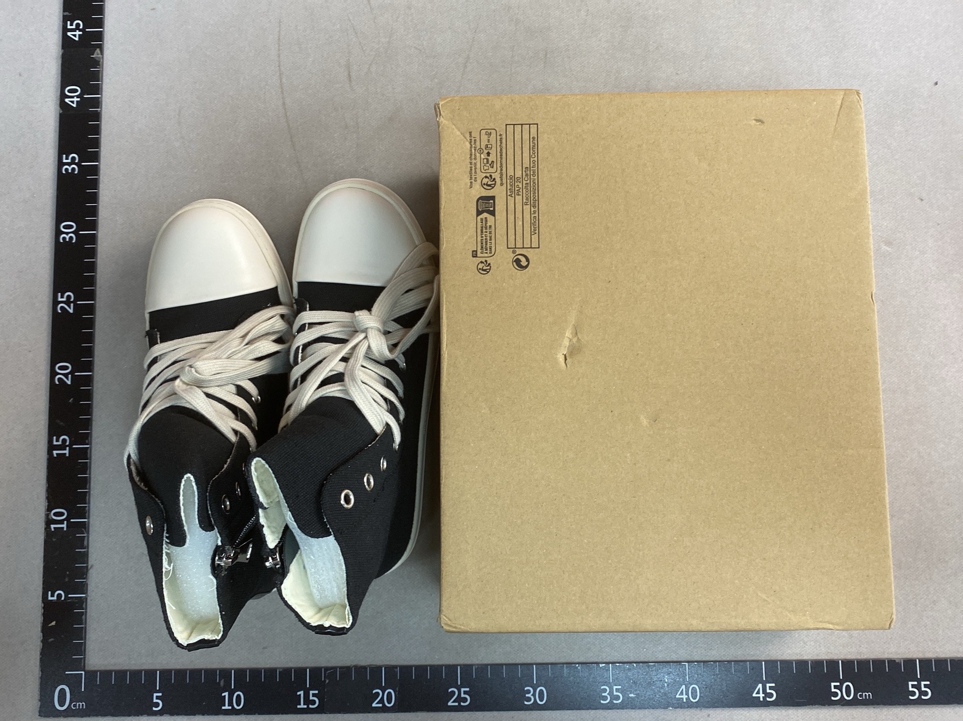 2024 european and american new arrival cross-border high-top canvas shoes, couple style, plus size women’s shoes, versatile color, lace-up trendy sneakers 2