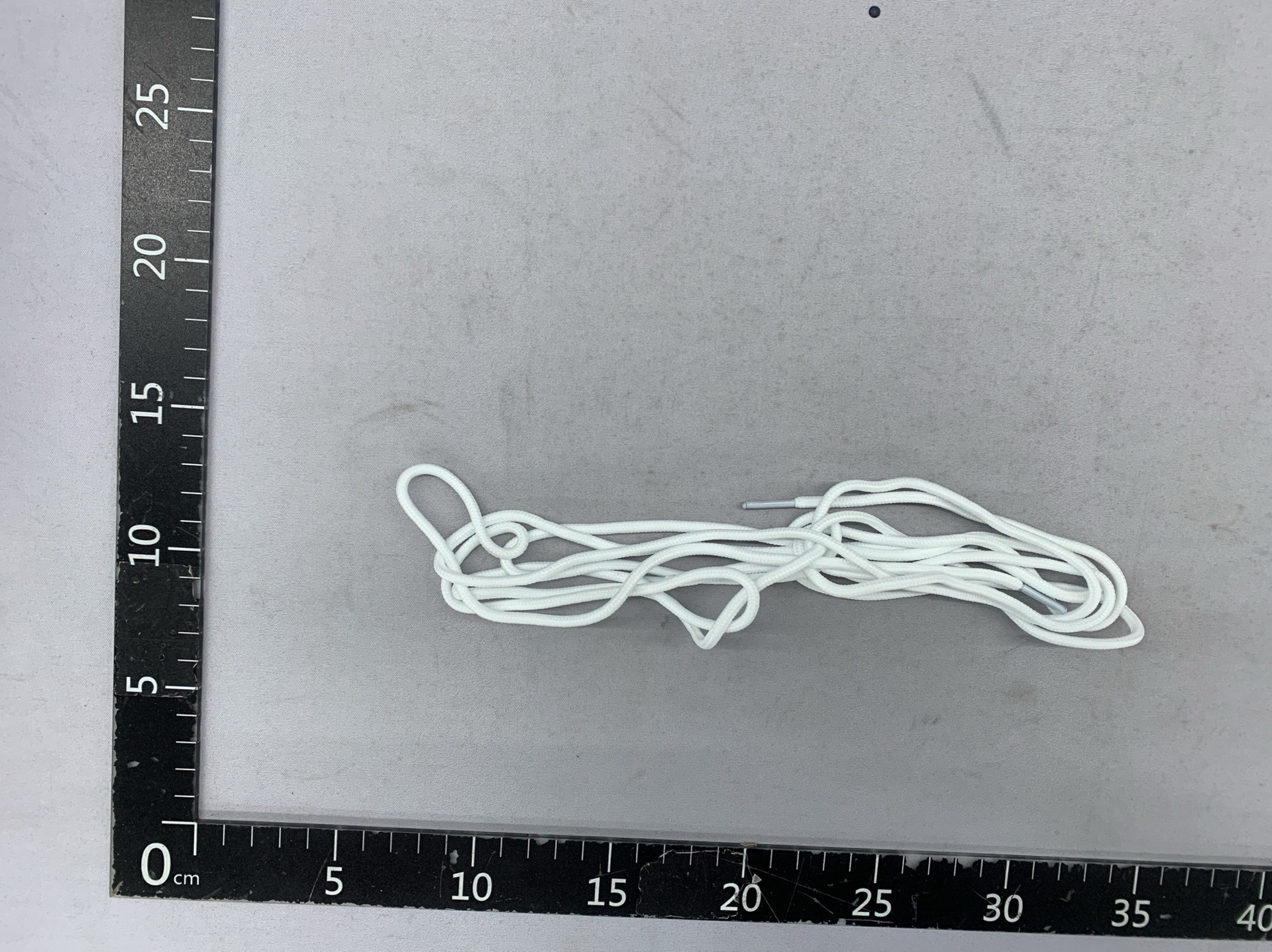 Round shoelaces wholesale, 5mm thick, assorted colors, for men’s and women’s shoes, hiking, and running shoes. round shoelaces in stock, 16 skeins 2