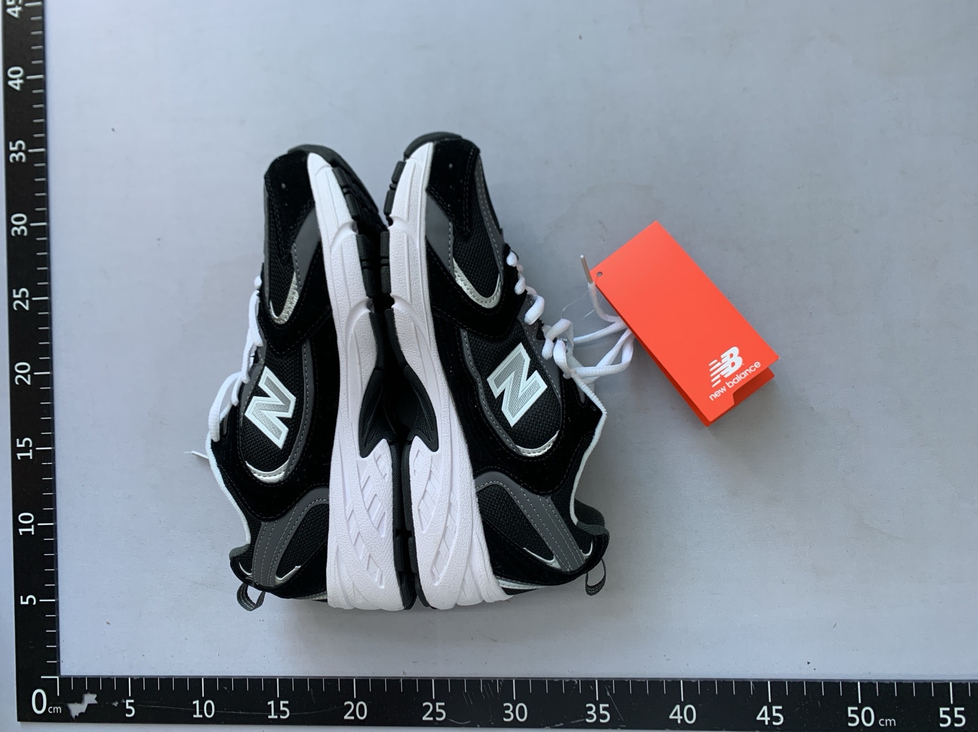High-quality nb530 classic retro dad sneakers – versatile casual running shoes with durable, shock-absorbing soles for men and women 5