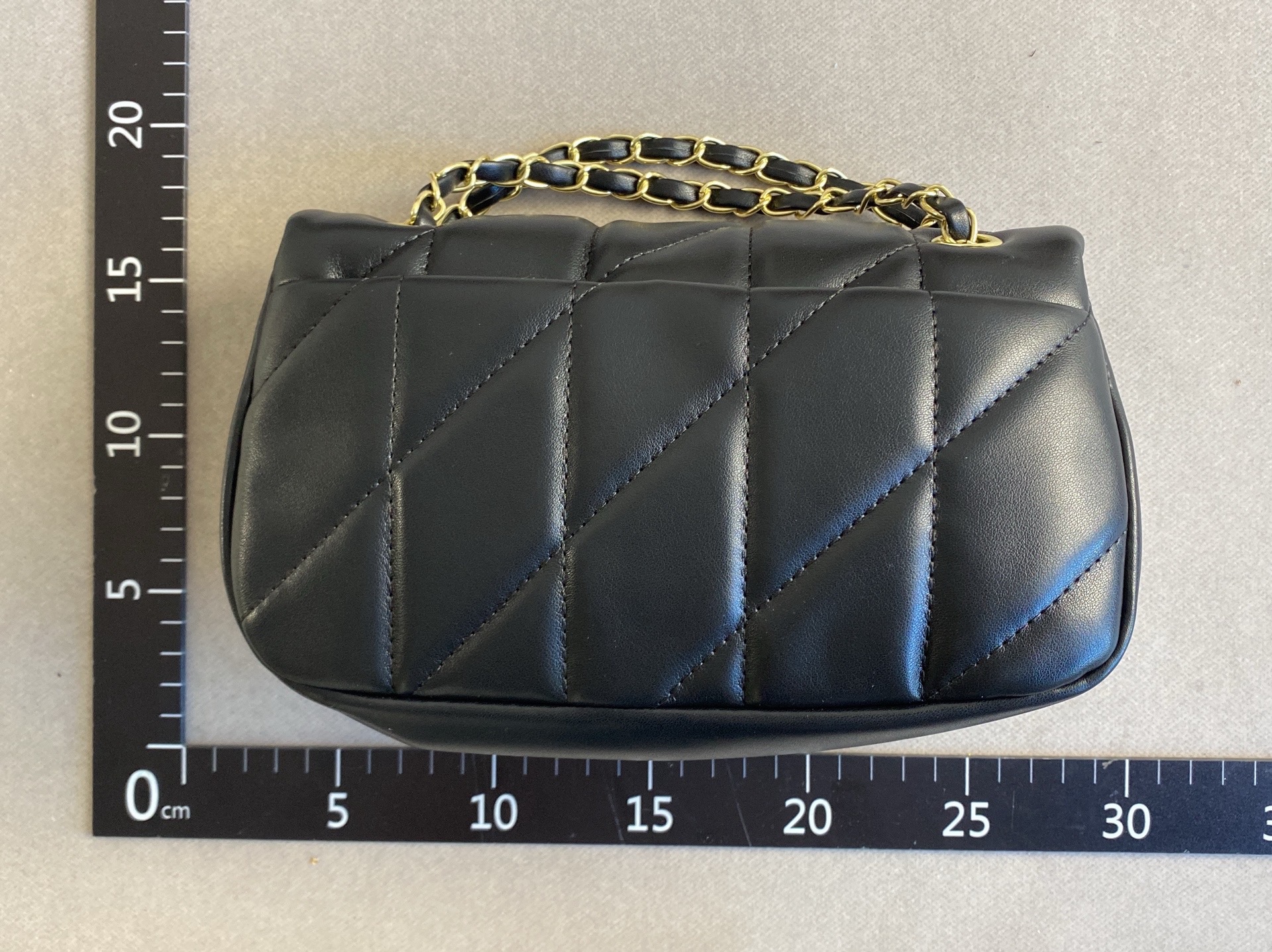 C’s cross-border bag 2024 new style quilted style chain bag classy sense kou’s one-shoulder cross-body small square bag 4