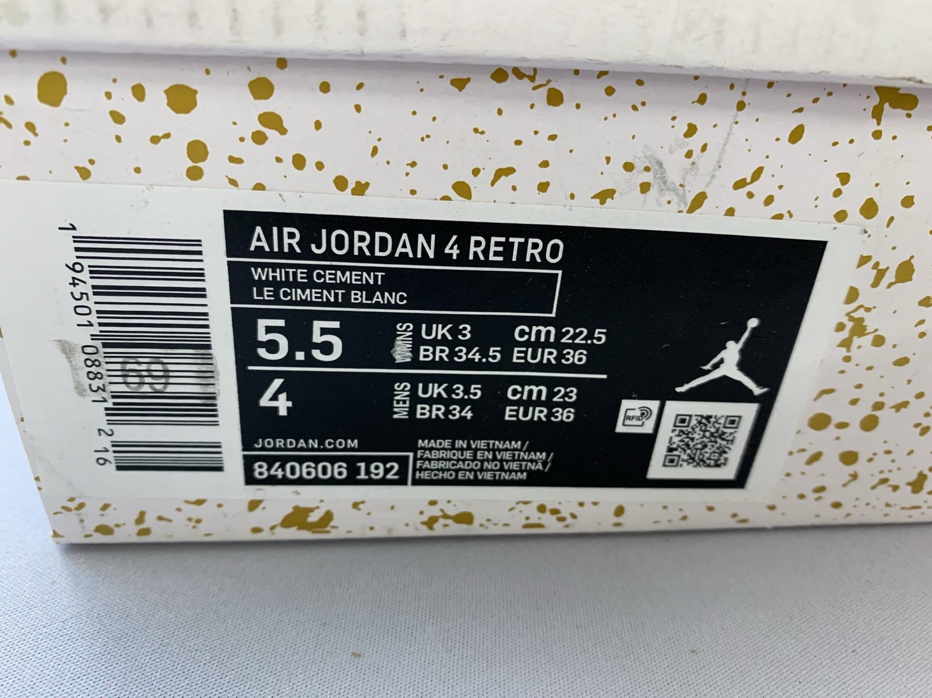 Cross-border putian shoes high version men’s shoes black cat black and white panda joe 4 men’s shoes women’s shoes wear-resistant air cushion basketball shoes 7