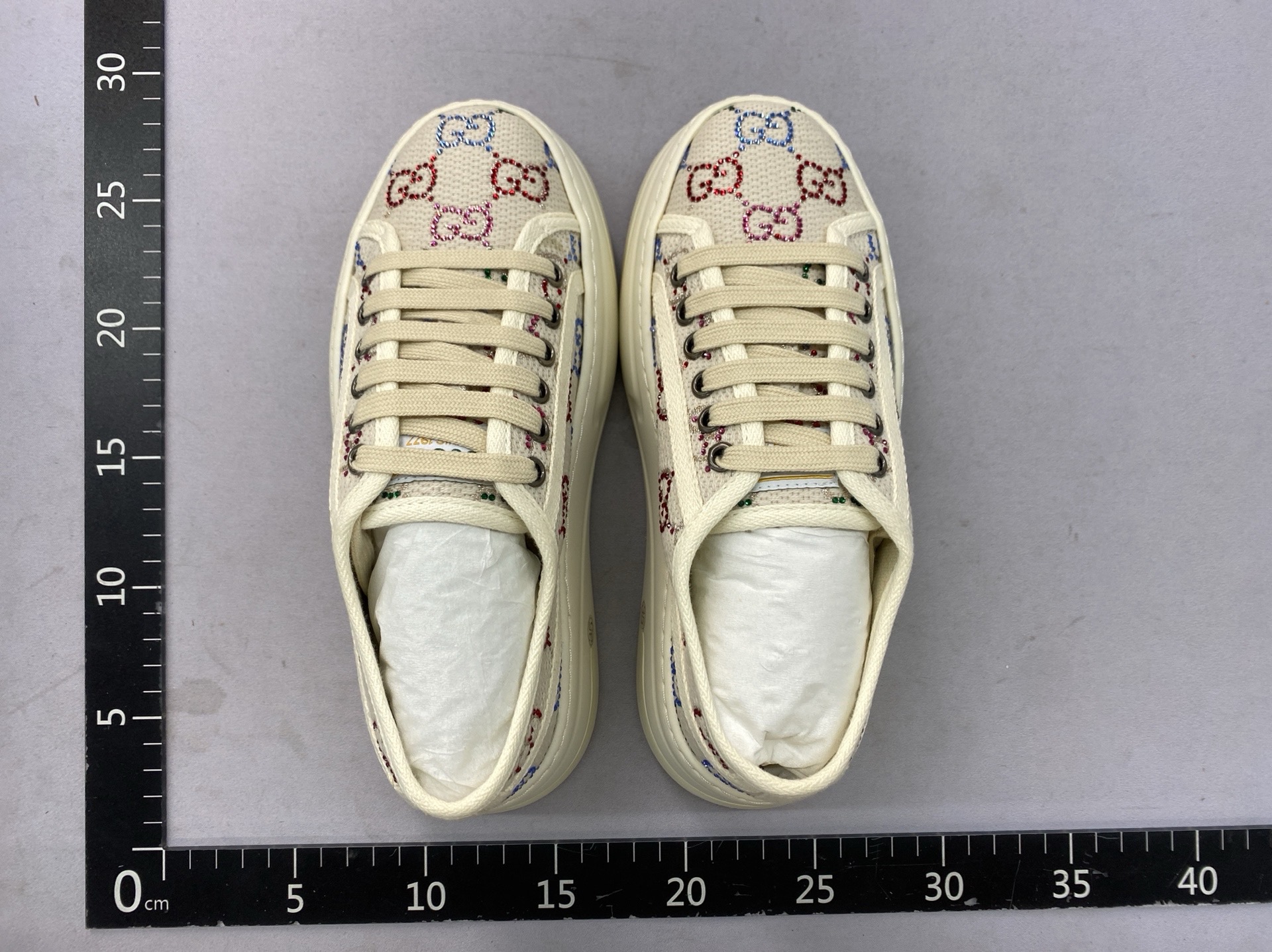 1977 new men’s and women’s shoes – export quality chunky sole canvas sneakers – retro embroidered versatile lace-up monogram casual skate shoes 6