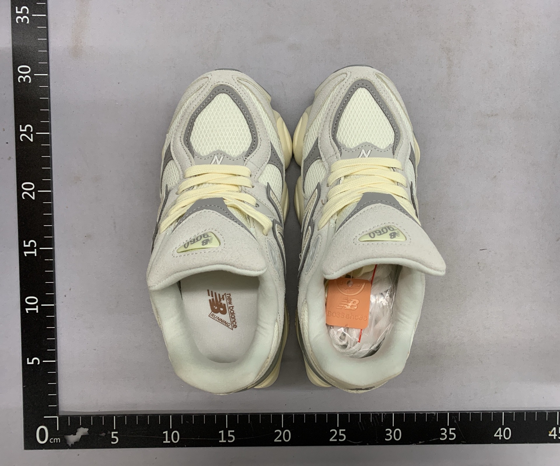 2026 pure original nb9060 women’s shoes men’s shoes couple dad shoes heightening thick solecasual sneakers running 3