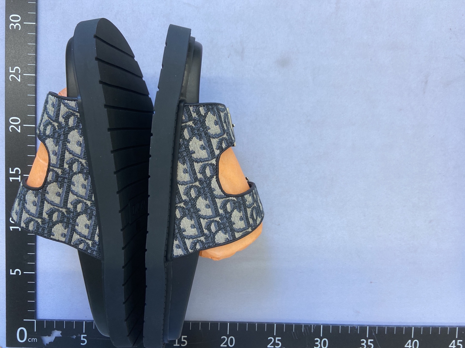 2026 european edition embroidered leather buckle high-end elegant platform summer slides men’s casual one-strap sandals 5