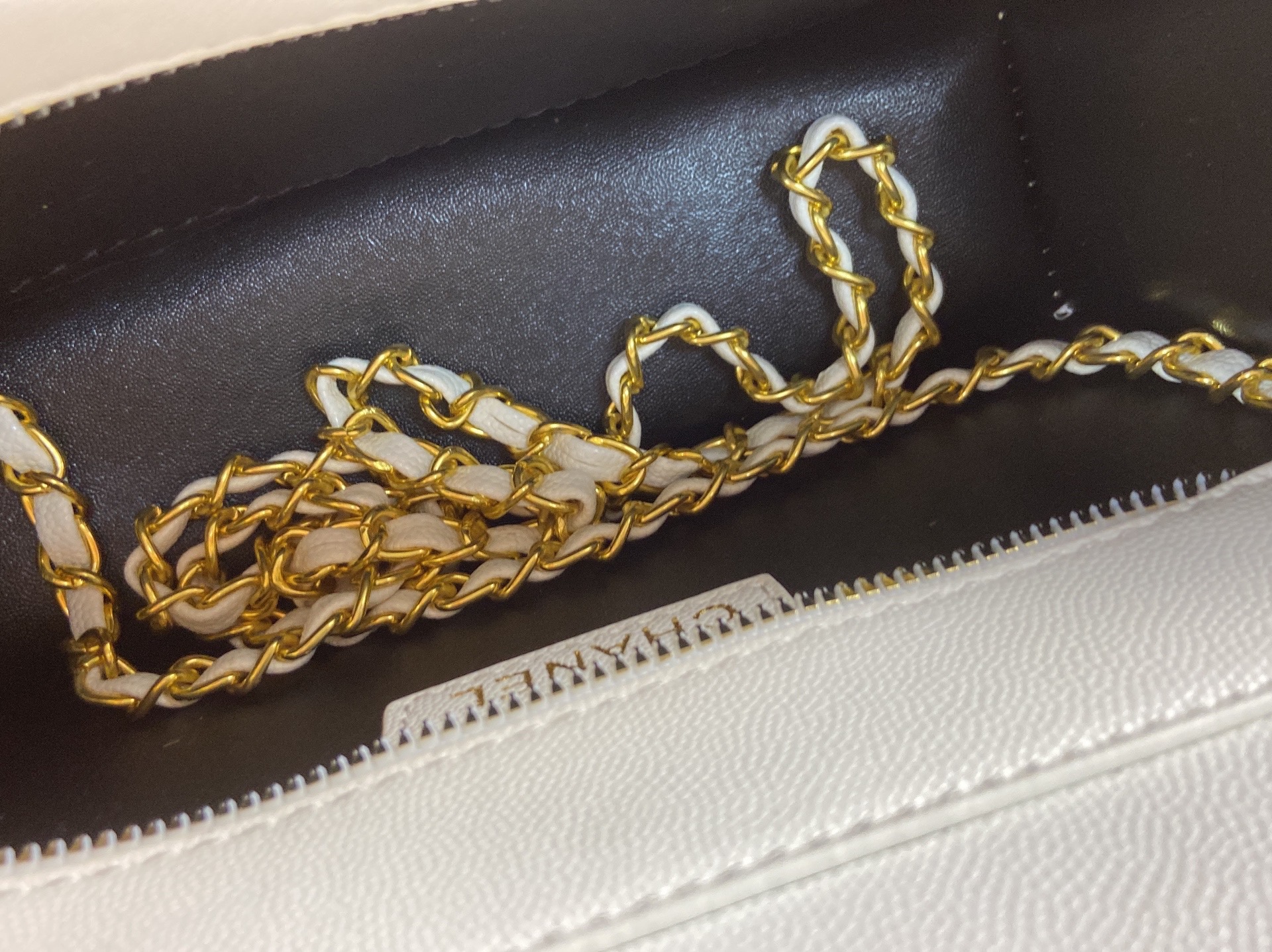 Wind bag women’s bag 2025new arrivalfashioneasiest for match shoulder crossbody bag classy sense rhombus chain small square bag 5