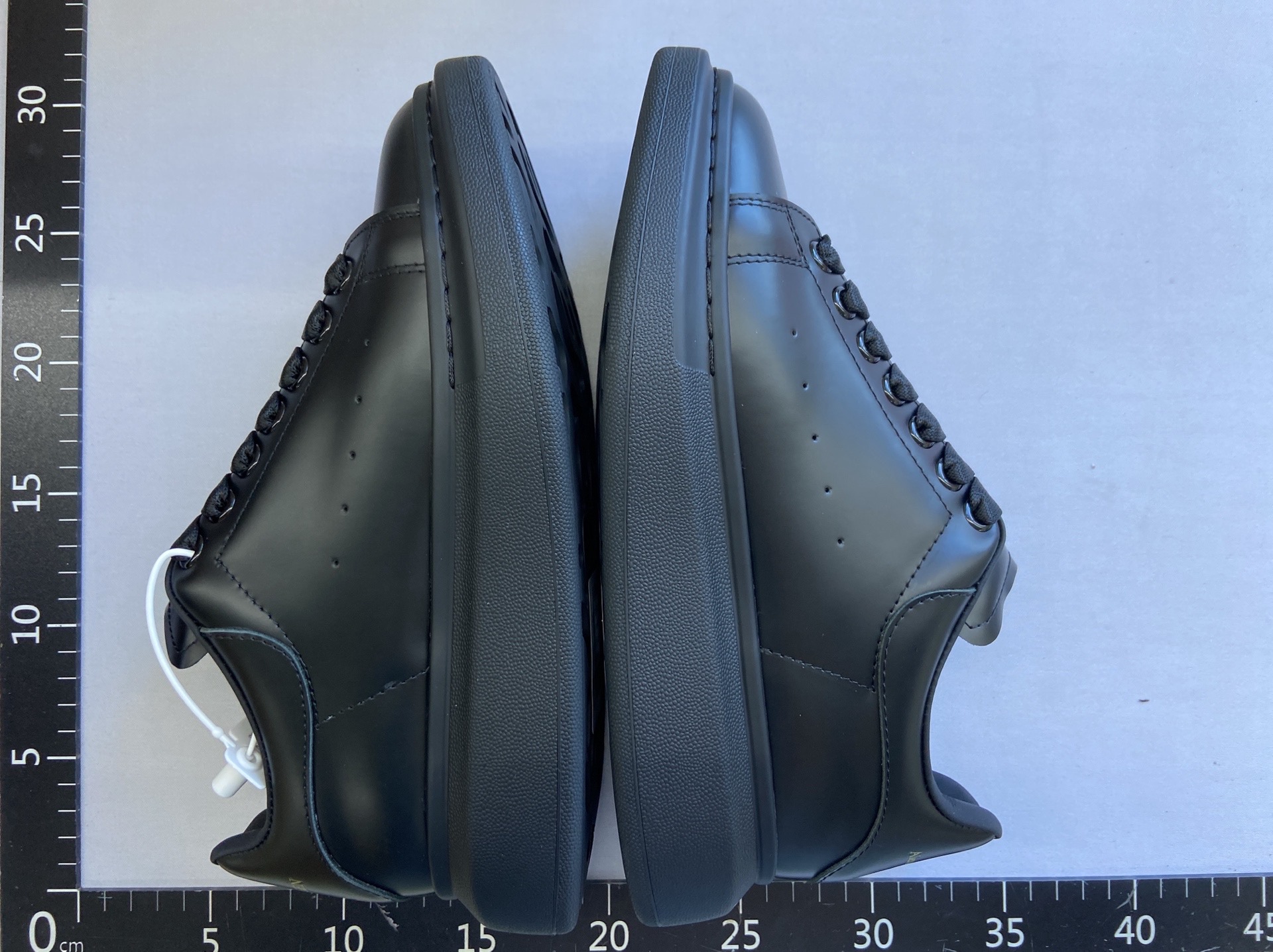 Guangzhou factory direct: mcqueen white sneakers – women’s 2024 new thick-soled platform casual shoes, unisex couple style 5