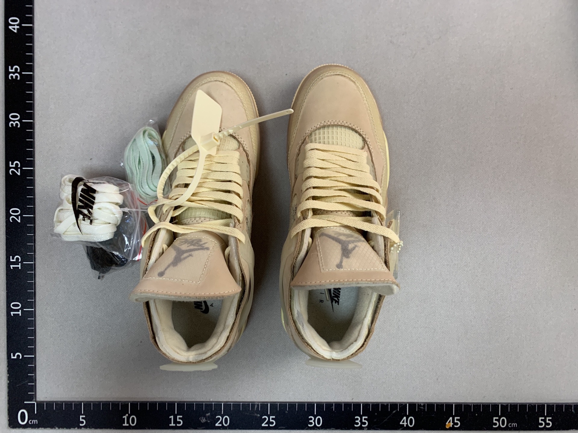 [pure original first layer/advantage top quality/limited stock] aj4 leather surface, real label, real air cushion, white sail ow, first layer suede color, couple style, men’s and women’s shoes, sports shoes, basketball shoes series 3