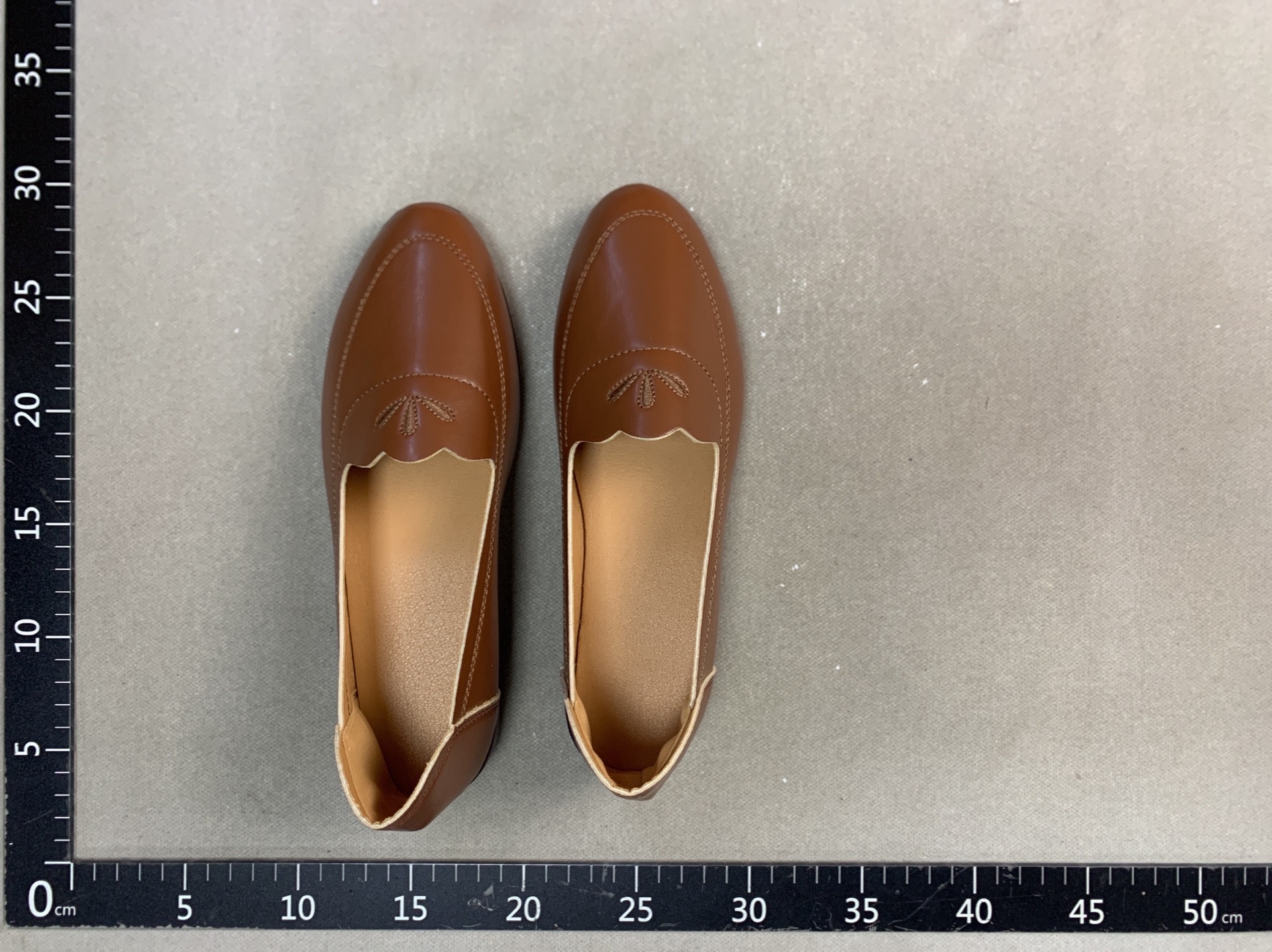 Tendon bottom middle-aged and elderly ladieswear shoes middle-aged flats flats ladieswear leather shoes women’s shoes elderly shoes spring & fall ladieswear style 3
