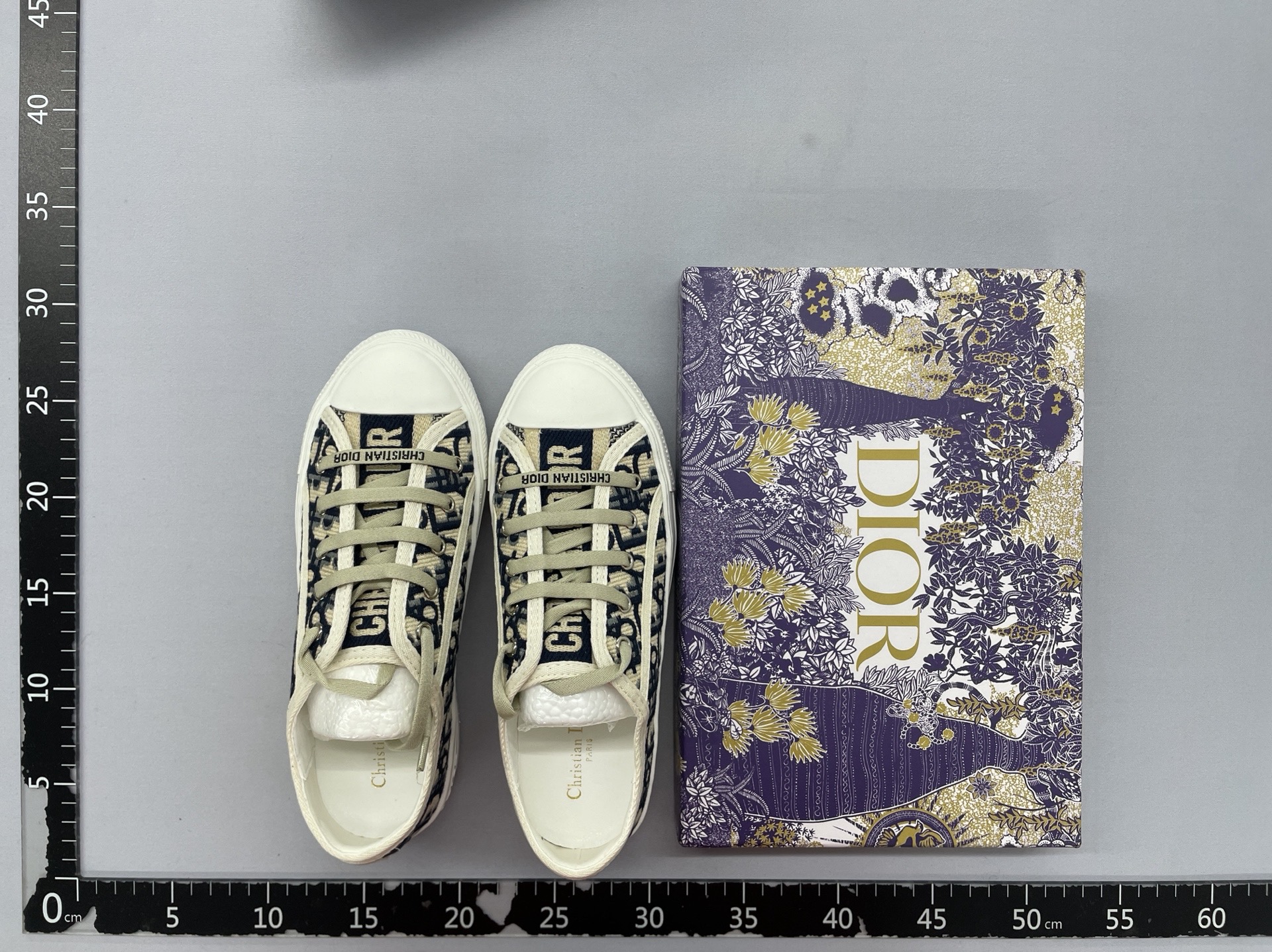 Export 2026 new arrivalembroider canvas women’s shoes thick soleeasiest for matchwhite shoes round toe casual sports sneakers 2