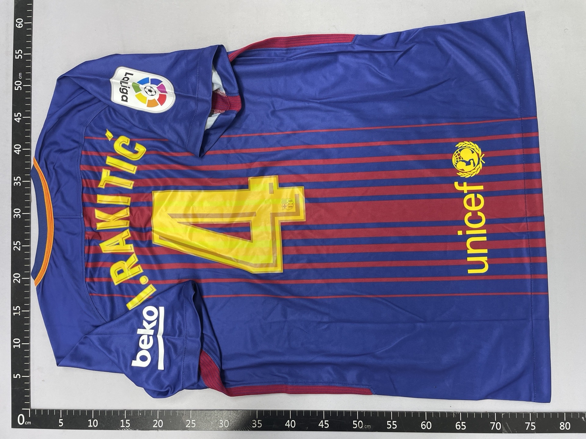 Vintage football jerseys – classic england, portugal, juventus, m, henry, ronaldo, messi, zidane 3
