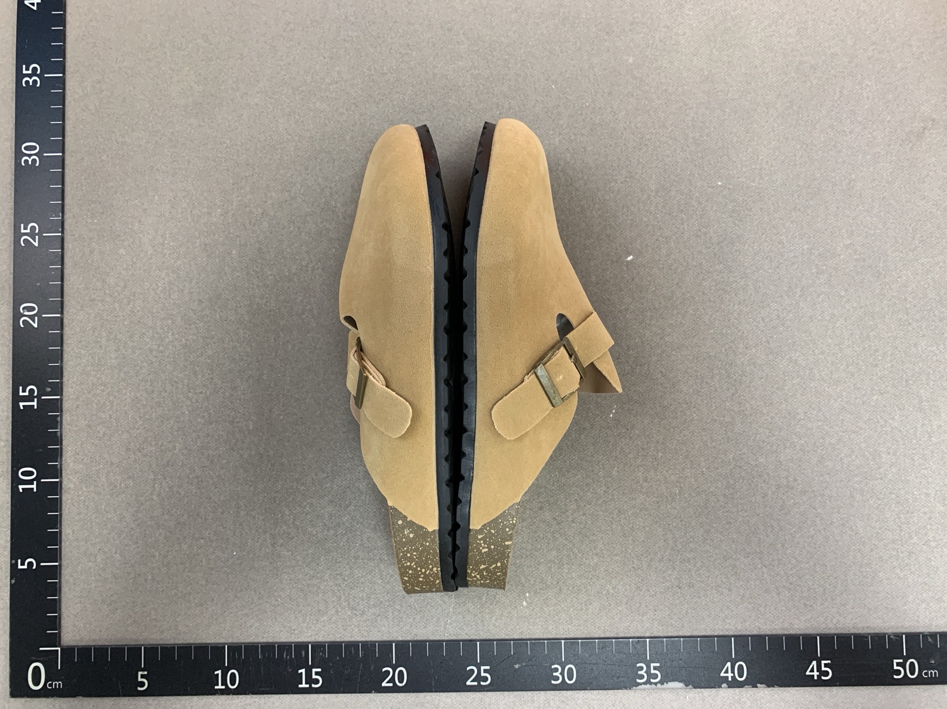 Trending chunky birkenstock women’s shoes – new spring 2026 collection – open toe birkenstock mules, slip-ons, and easy-to-wear footwear 5