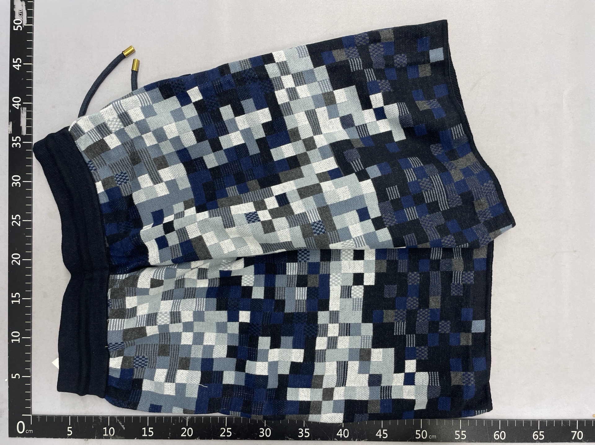 2026 new high-quality pixelated checkerboard jacquard knit zip-up jacket – blue, unisex fashion 3