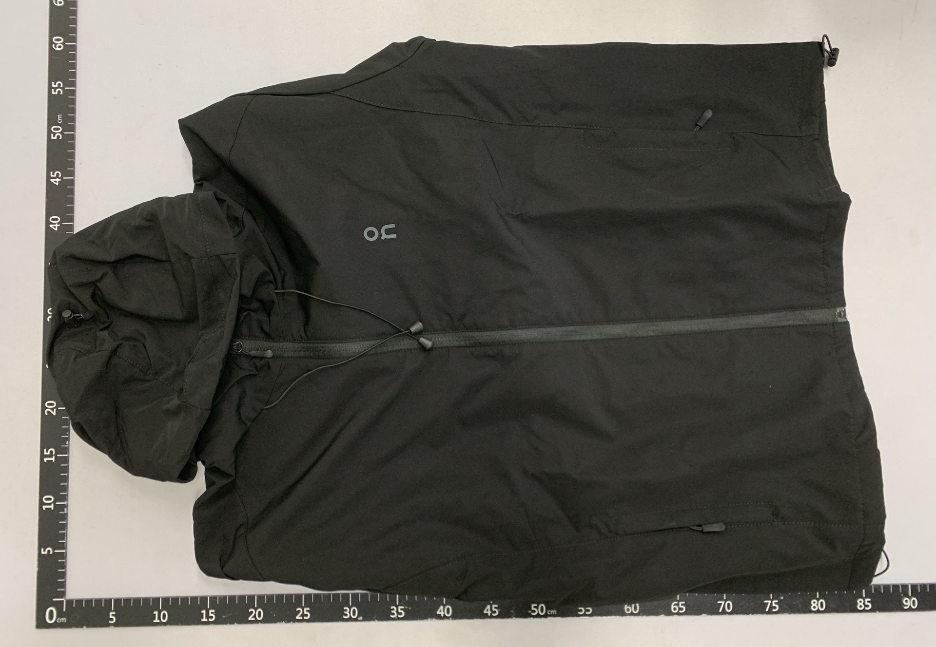 2025 spring new men’s hooded premium minimalist windbreaker casual couple jacket outdoor windproof waterproof outerwear 4