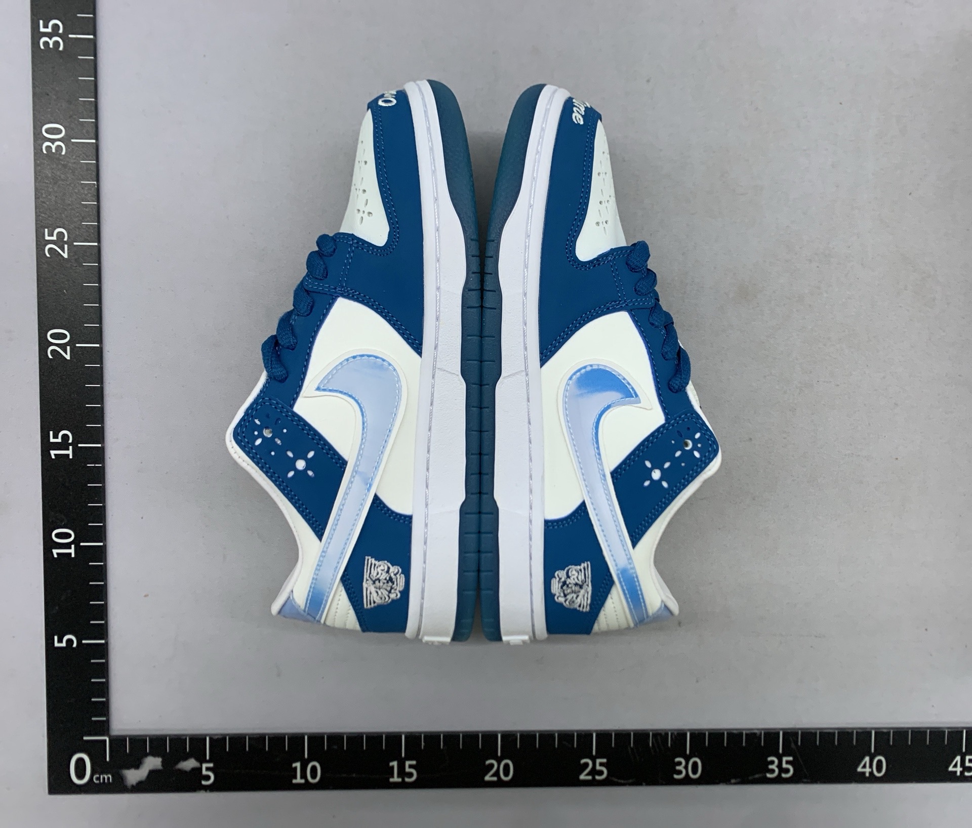 Putian shoes pure original sb lowankle men’s and women’s shoes badminton shoes running shoes casual shoes student sneakers 1 3